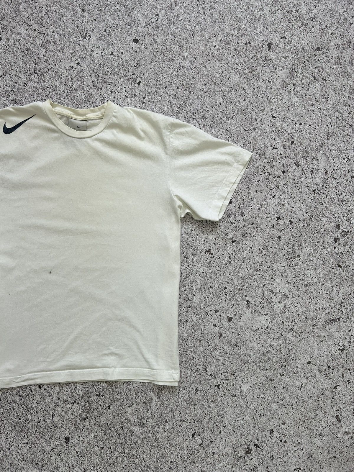 Nike × Vintage Vintage 90s Nike Swoosh Logo T-shirts Y2K Hype Size US L / EU 52-54 / 3 - 4 Thumbnail
