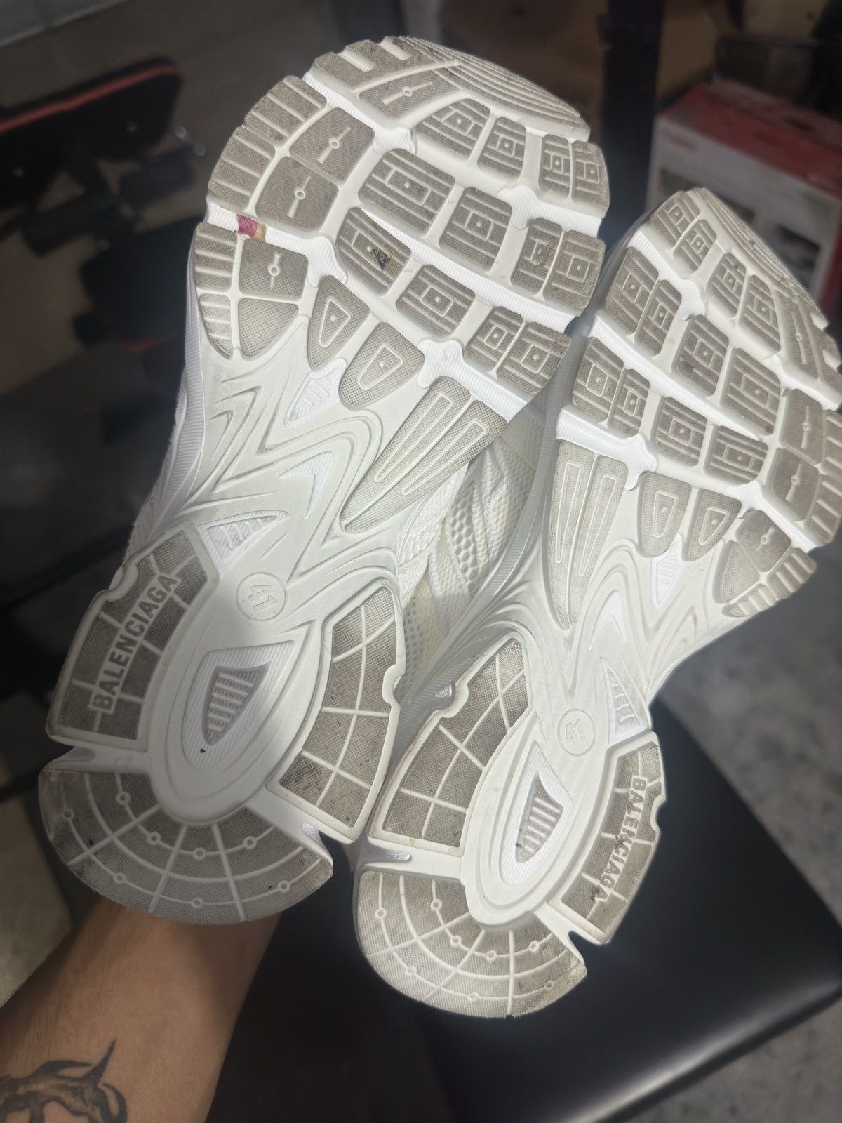 Balenciaga Balenciaga Phantom Runners Size US 8 / EU 41 - 5 Thumbnail