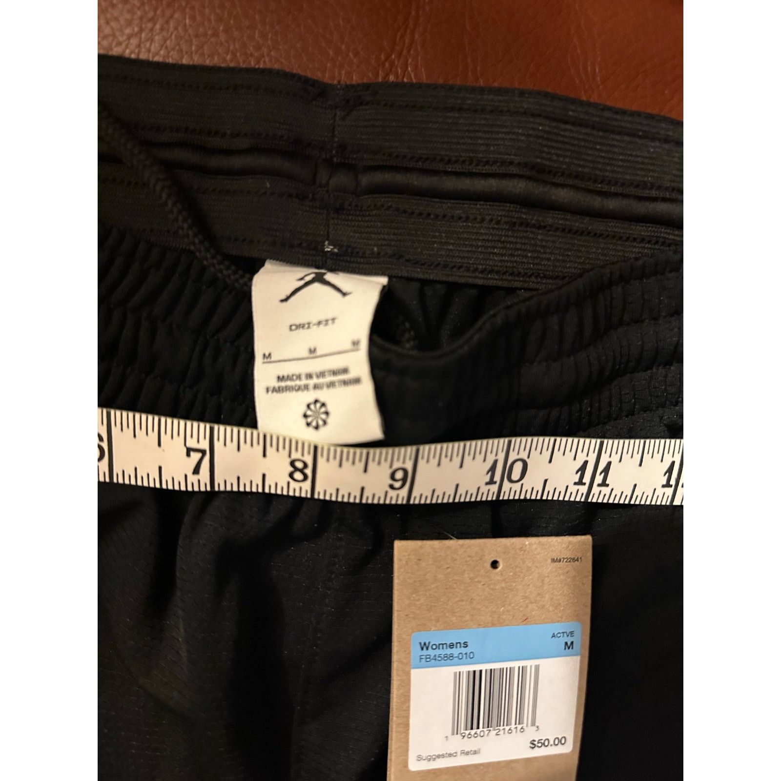 Jordan Brand Jordan Black and White Basketball Short FB4558-010 - Size M Size US 30 / EU 46 - 8 Thumbnail