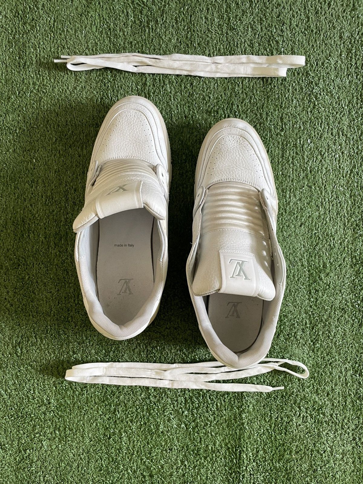 Louis Vuitton LV trainer sneaker