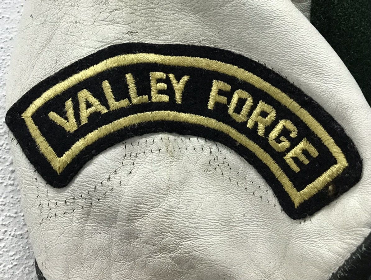CHALLENGER Vintage Challenger Made In Canada Varsity Jacket Size US M / EU 48-50 / 2 - 10 Thumbnail