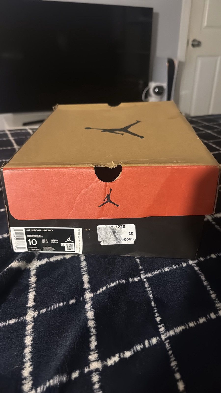 Jordan Brand Jordan 12 reverse flu games Size US 10 / EU 43 - 6 Thumbnail