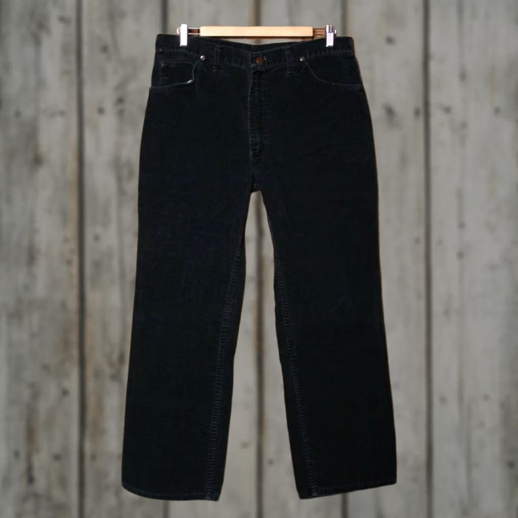 Wrangler VINTAGE Wrangler Pants Corduroy Dark Blue 34x29 Regular Straight Mens Jeans Pants Corduroy Front Flat Front 36x30 USA Made Wrangler"> Size US 34 / EU 50 - 1 Thumbnail
