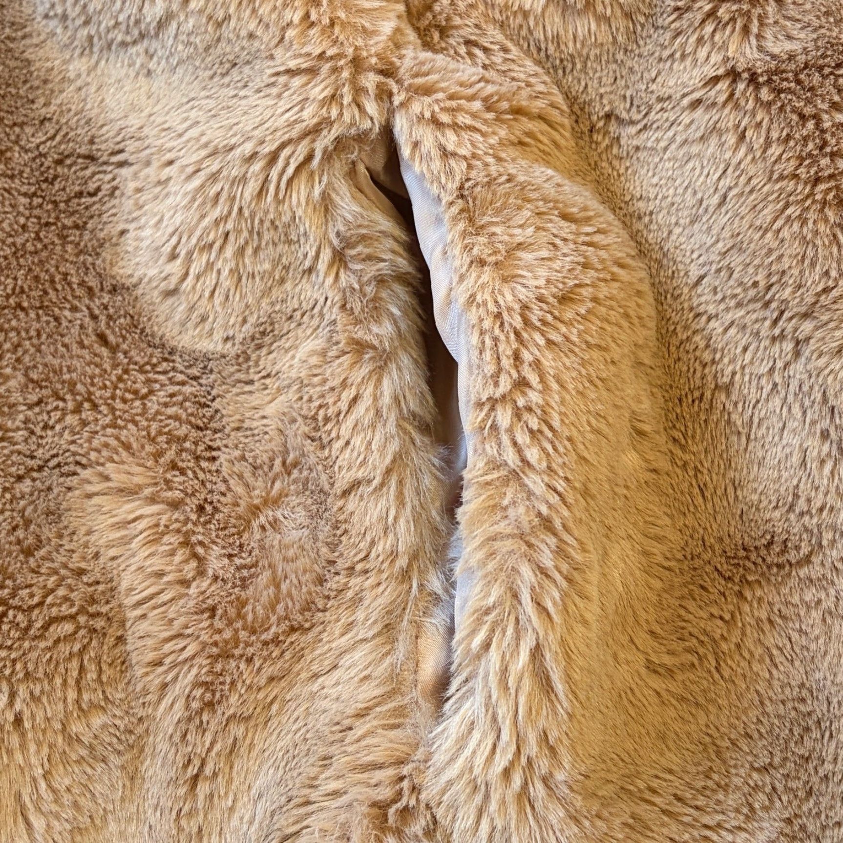 Vintage VINTAGE not applicable; title: Tiger Mist Fawkner Jacket Womens Small Camel Faux Fur Open Front Oversized Coat Size S / US 4 / IT 40 - 6 Thumbnail