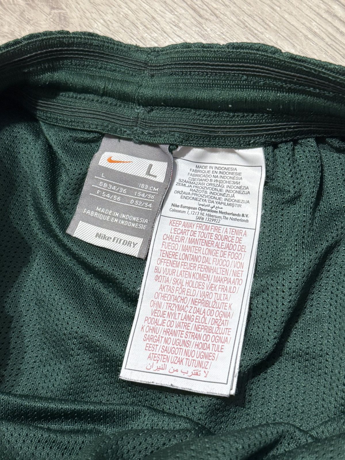 Nike 🔷Vintage Nike Celtic 2007/08 Soccer Shorts🔷 Size US 36 / EU 52 - 4 Thumbnail