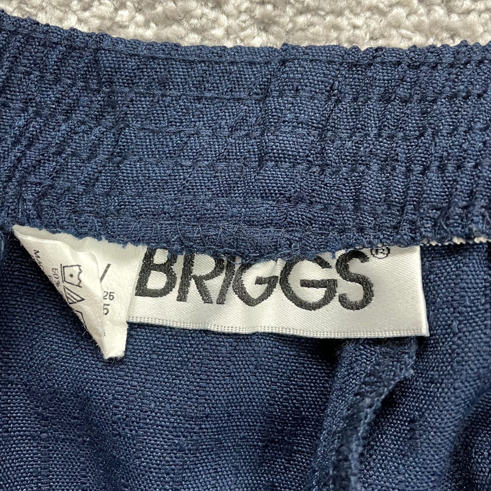 Vintage Briggs Dress Pants Women 22W Navy Blue Tapered Leg High Rise Elastic Waist 34x29 Size 40" / US 18 - 6 Thumbnail