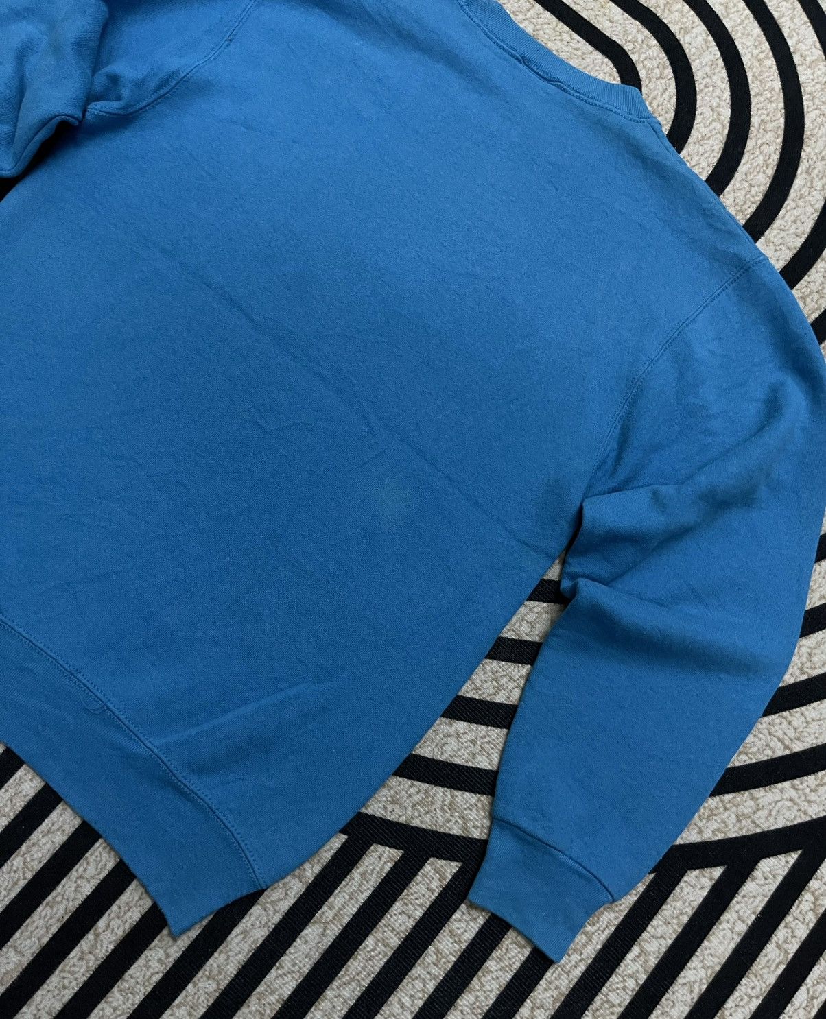 NFL 1997 CAROLINA PANTHERS BIG LOGO CREWNECK Size US M / EU 48-50 / 2 - 11 Thumbnail
