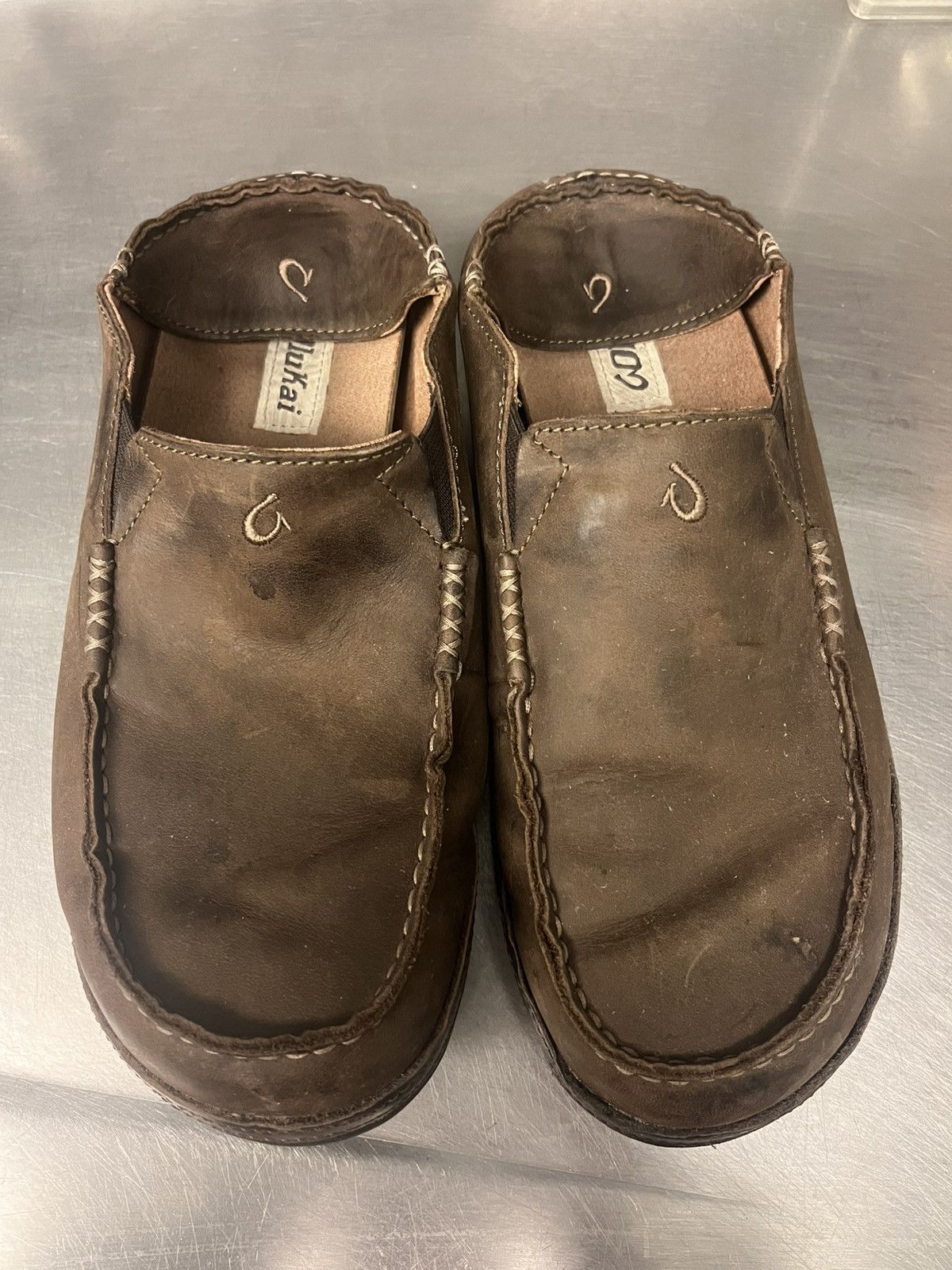 Olukai OluKai Moloa Men 9.5 Toffee Brown Leather Casual Slip Ons Size US 9.5 / EU 42-43 - 2 Thumbnail