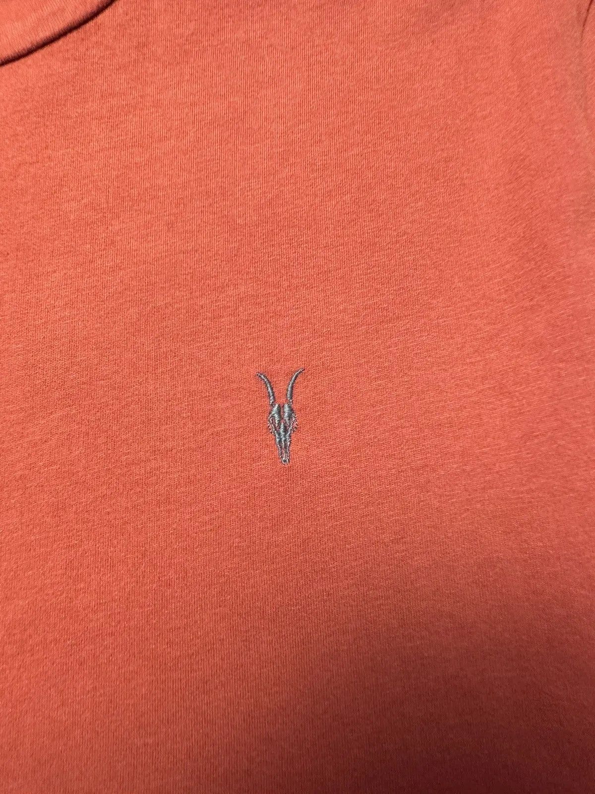 Allsaints Allsaints red tee size L logo rare Size US L / EU 52-54 / 3 - 4 Thumbnail