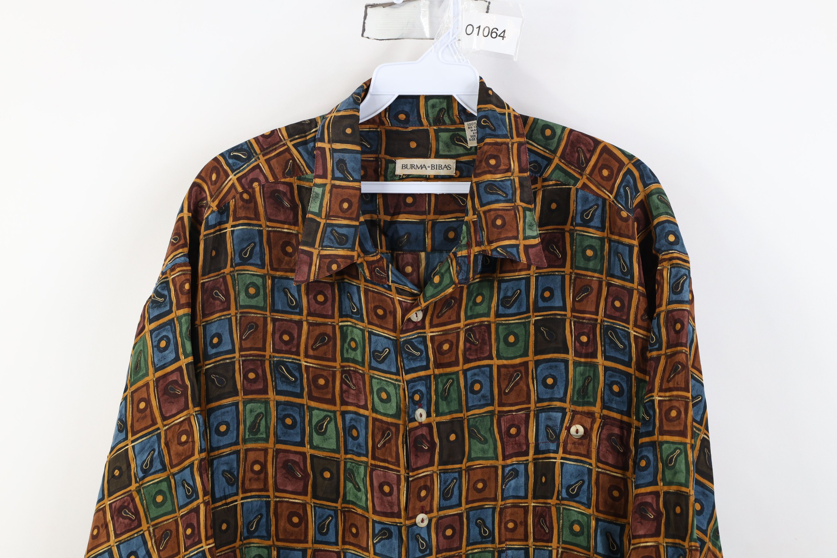 Vintage Vintage 90s Streetwear Geometric Silk Collared Button Shirt Size US L / EU 52-54 / 3 - 2 Thumbnail