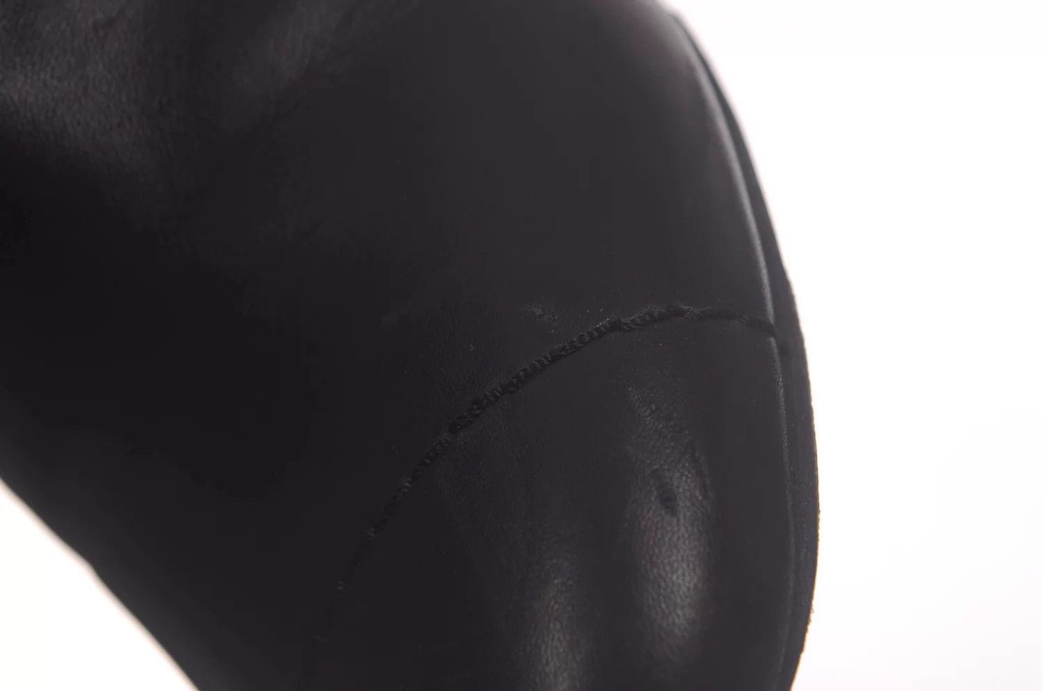 Chanel Chanel Calfskin women's solid block heel short boots Size US 5 / IT 35 - 4 Thumbnail