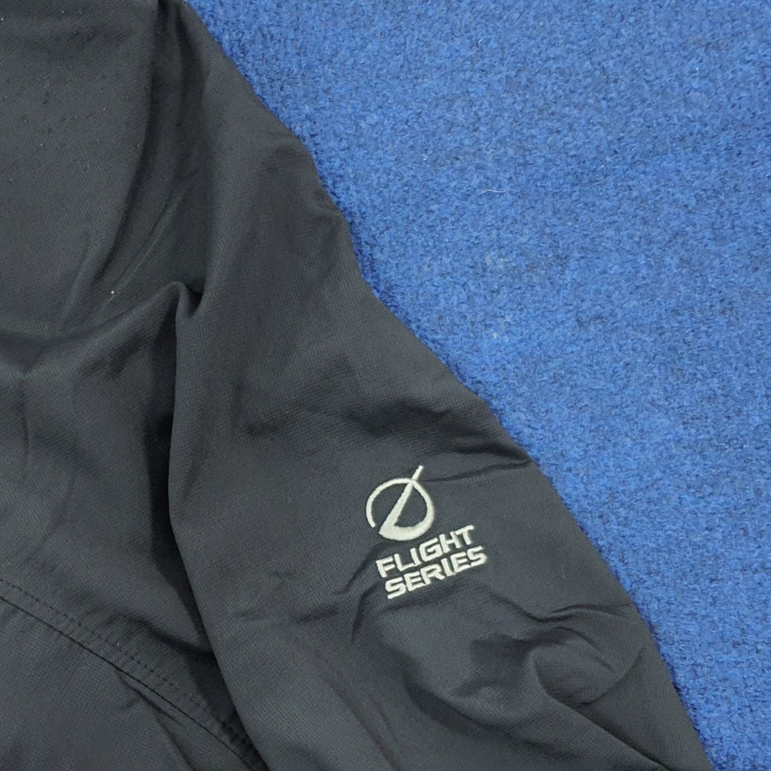 The North Face Vintage The North Face Flight Series Zipper Jacket C271N4 Size US L / EU 52-54 / 3 - 5 Thumbnail