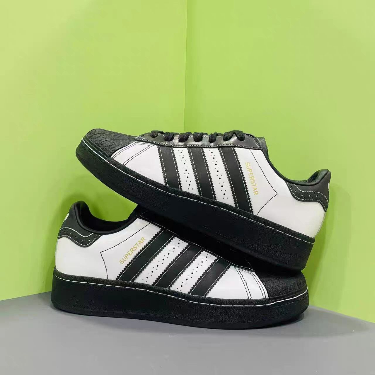 Adidas adidas SUPERSTAR Sneakers K15 Size US 9.5 / EU 42-43 - 3 Thumbnail