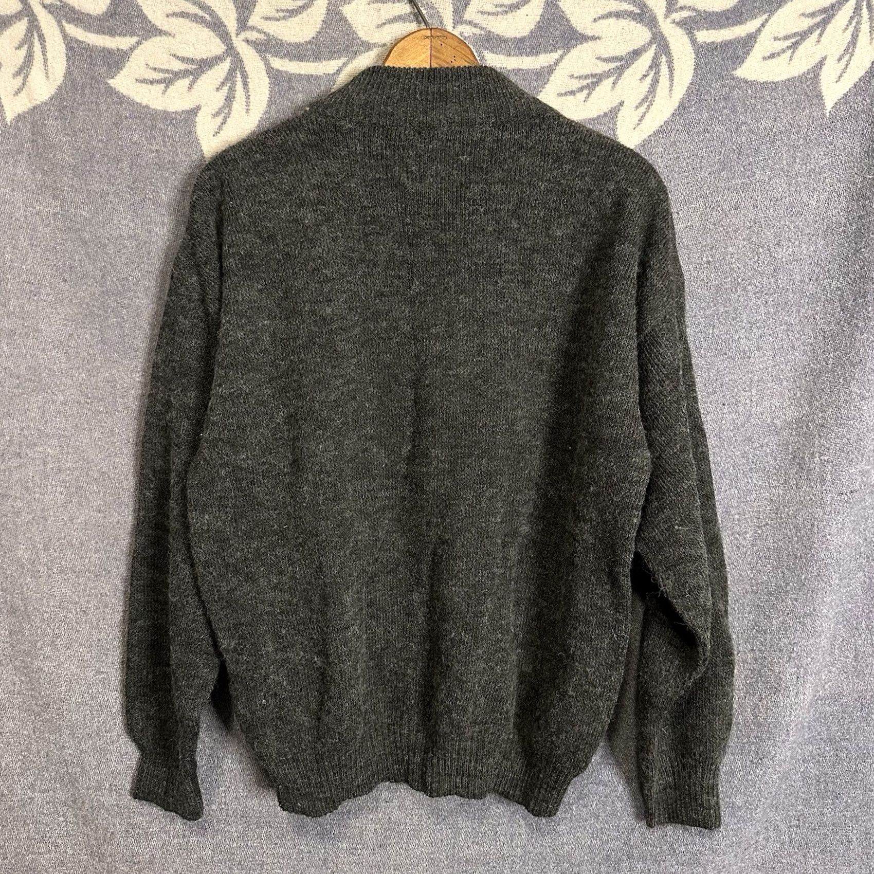 Vintage VINTAGE Quadro Wool Knit Sweater Geometric Black Purple Italy Made Medium Adult Pullover Knit 90s Classic Italian 80s Unisex Womens/Mens Size US M / EU 48-50 / 2 - 5 Thumbnail