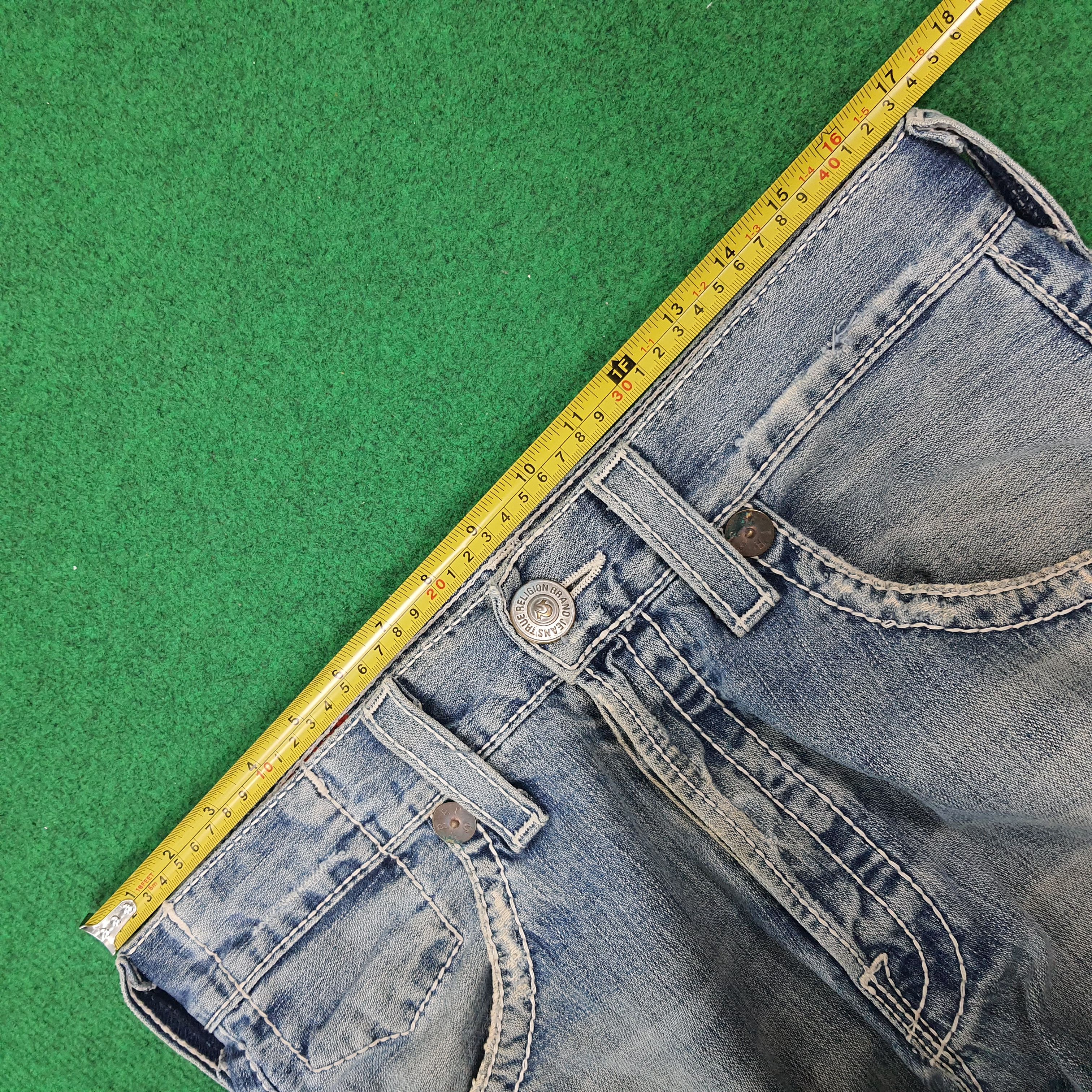 True Religion Vintage True Religion Marco Big T Distressed Jeans C272N13 Size US 33 - 12 Thumbnail