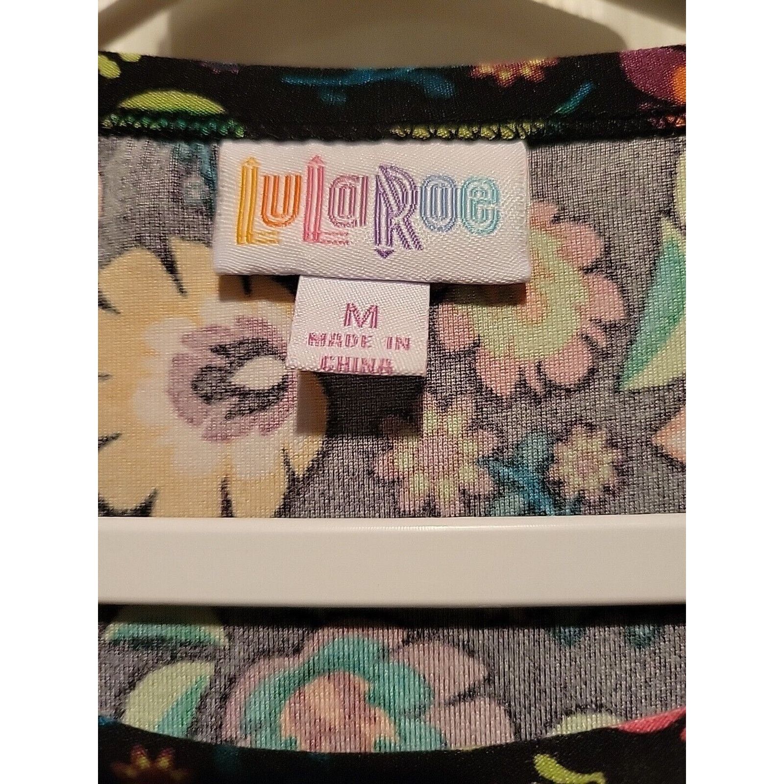Other LuLaRoe Julia Medium Bodycon Floral Butter Soft Black Print Size M / US 6-8 / IT 42-44 - 2 Thumbnail