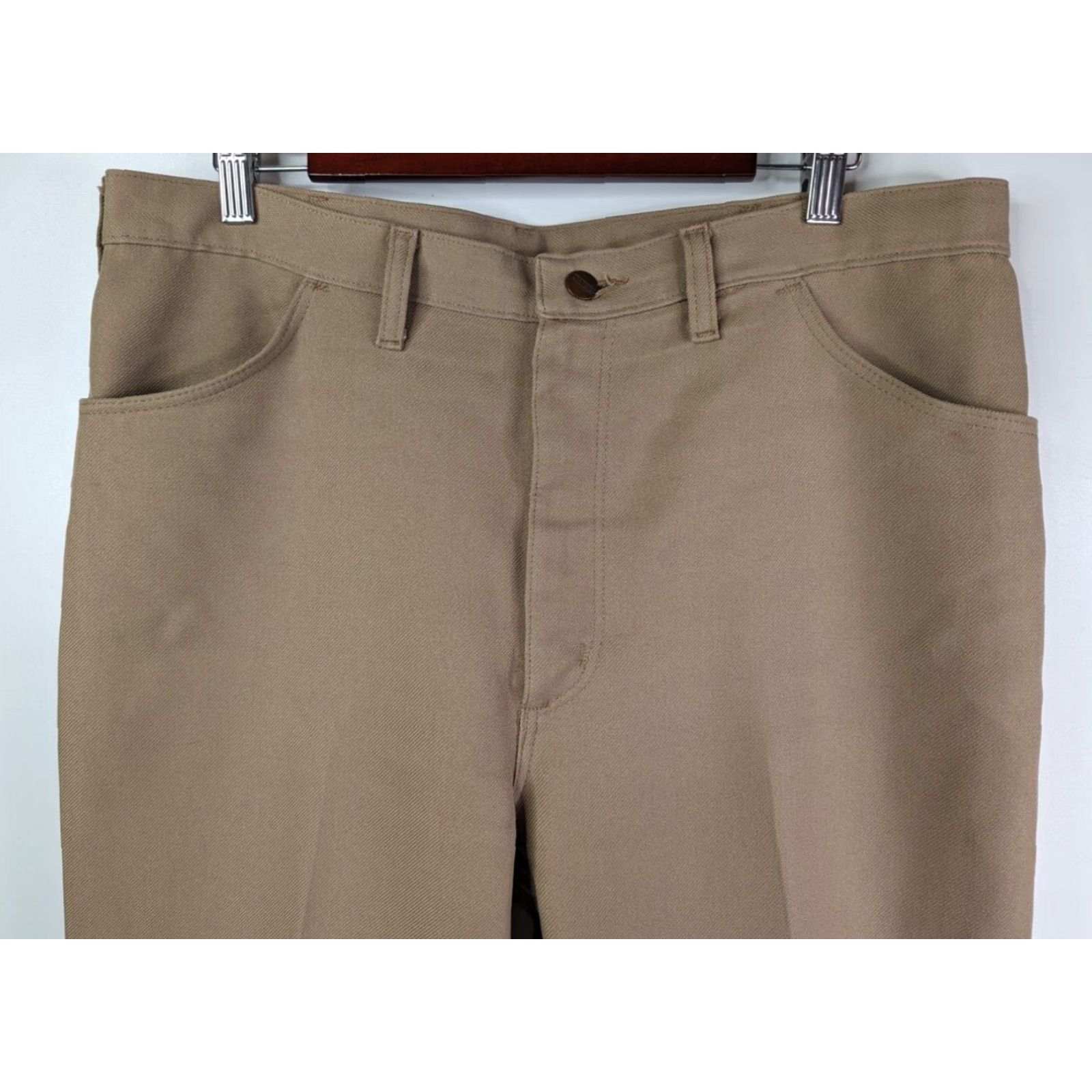Wrangler Wrangler Mens 36x27 Tan Pant Regular Bootcut USA Made 82682TN Jeans Dress Pants Front Flat Front Polyester Button Logo Regular Fit Brown Men Size US 36 / EU 52 - 2 Thumbnail