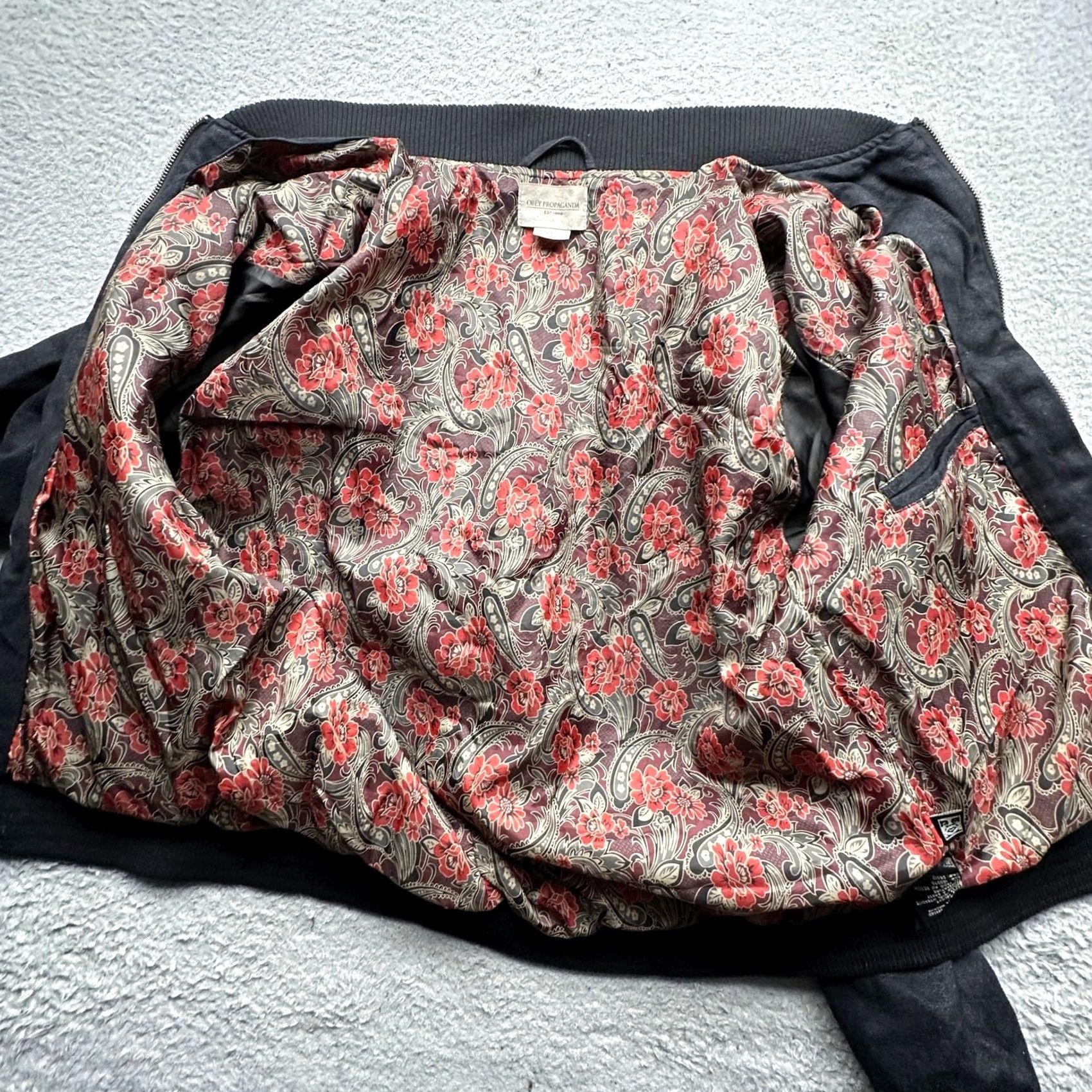 Obey OBEY Propaganda Bomber Lightweight Jacket Mens Medium Paisley Lined Black Jacket Vest? Size US M / EU 48-50 / 2 - 5 Thumbnail