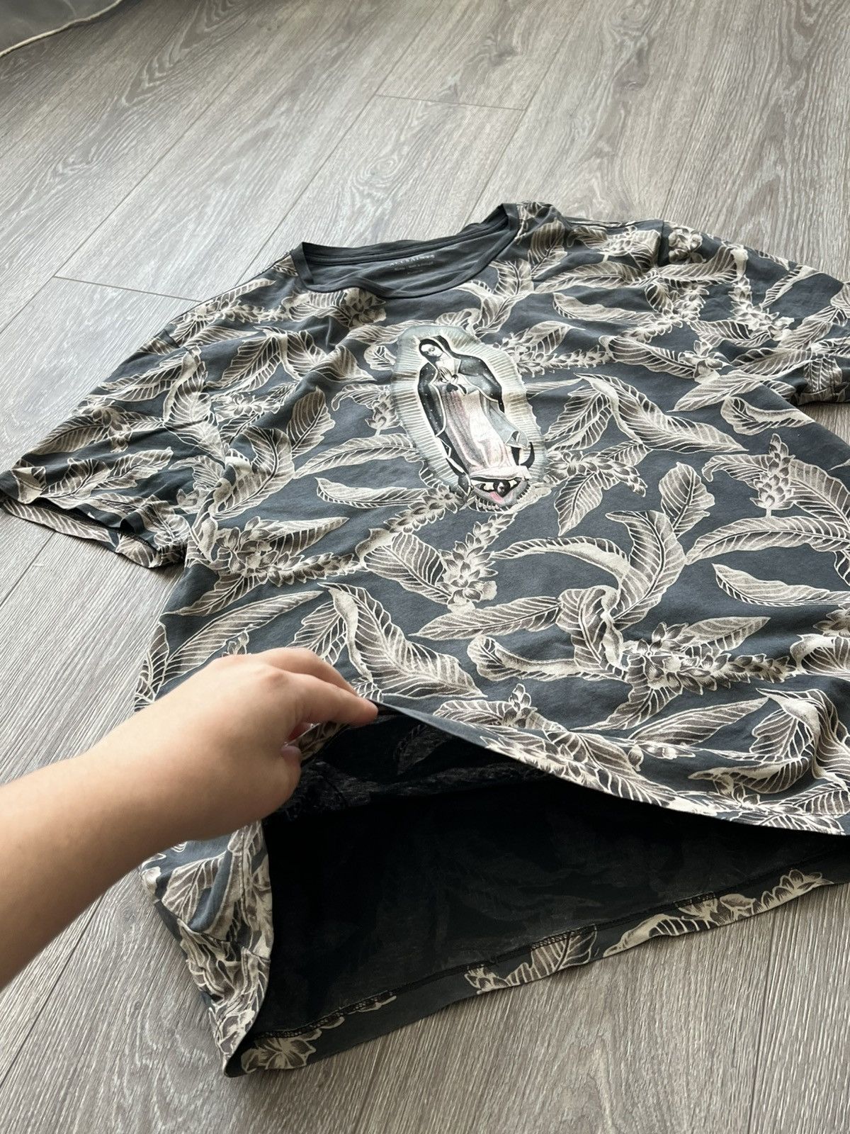 Allsaints × Vintage Vintage Allsaints Religion Tee T-Shirt Size US XL / EU 56 / 4 - 9 Thumbnail
