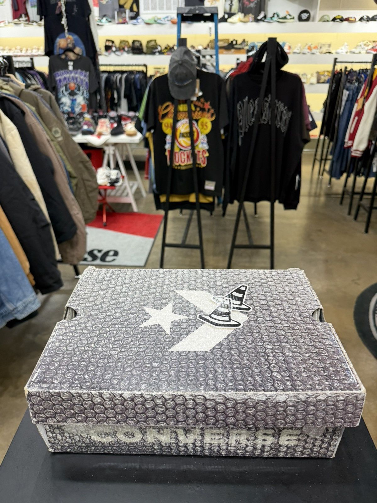 Converse Converse Pro Leather Joshua Vides Natural Ivory Size 9(2022) Size US 9 / EU 42 - 15 Thumbnail