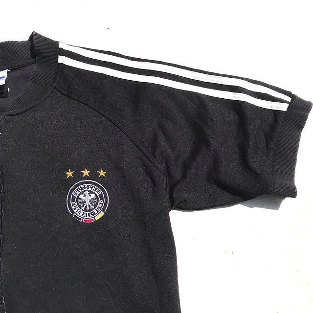 Adidas × Vintage Vintage Adidas Germany Deutcshland football team tracktop Size US M / EU 48-50 / 2 - 4 Thumbnail