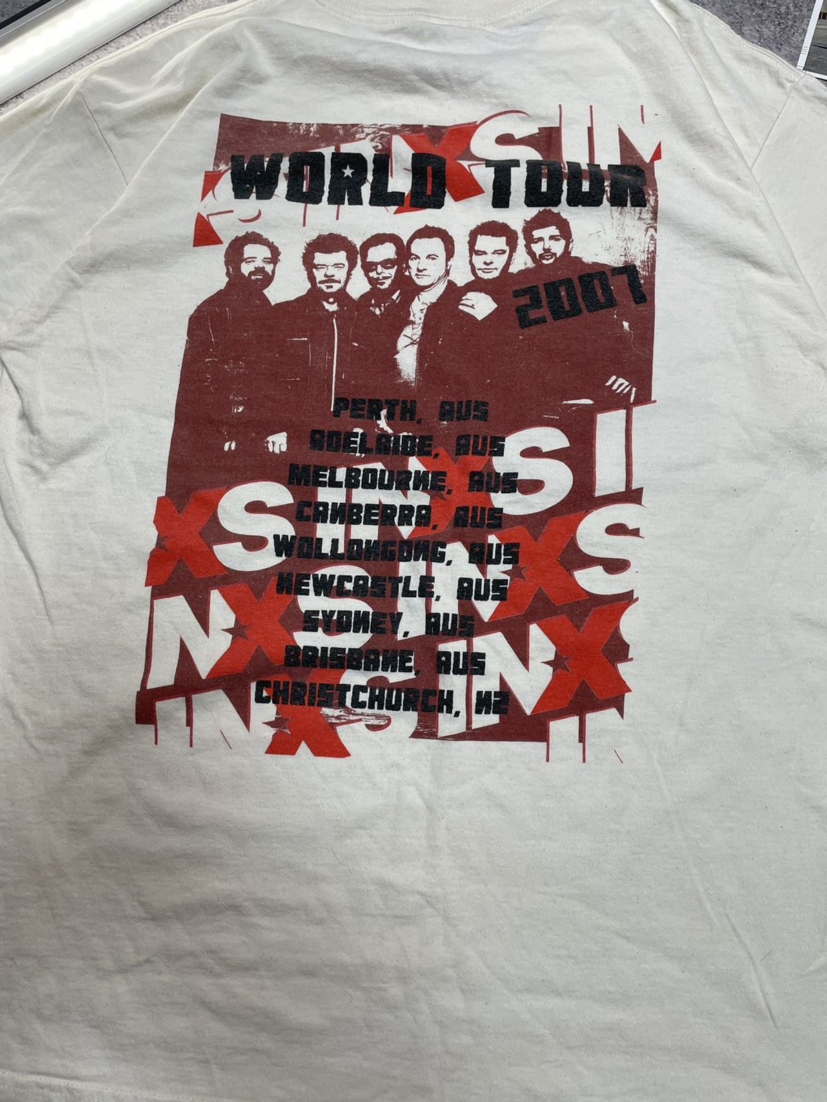 Band Tees Vintage Inxs Concert Tour T Shirt 2007 Band Shirt Size US L / EU 52-54 / 3 - 6 Thumbnail