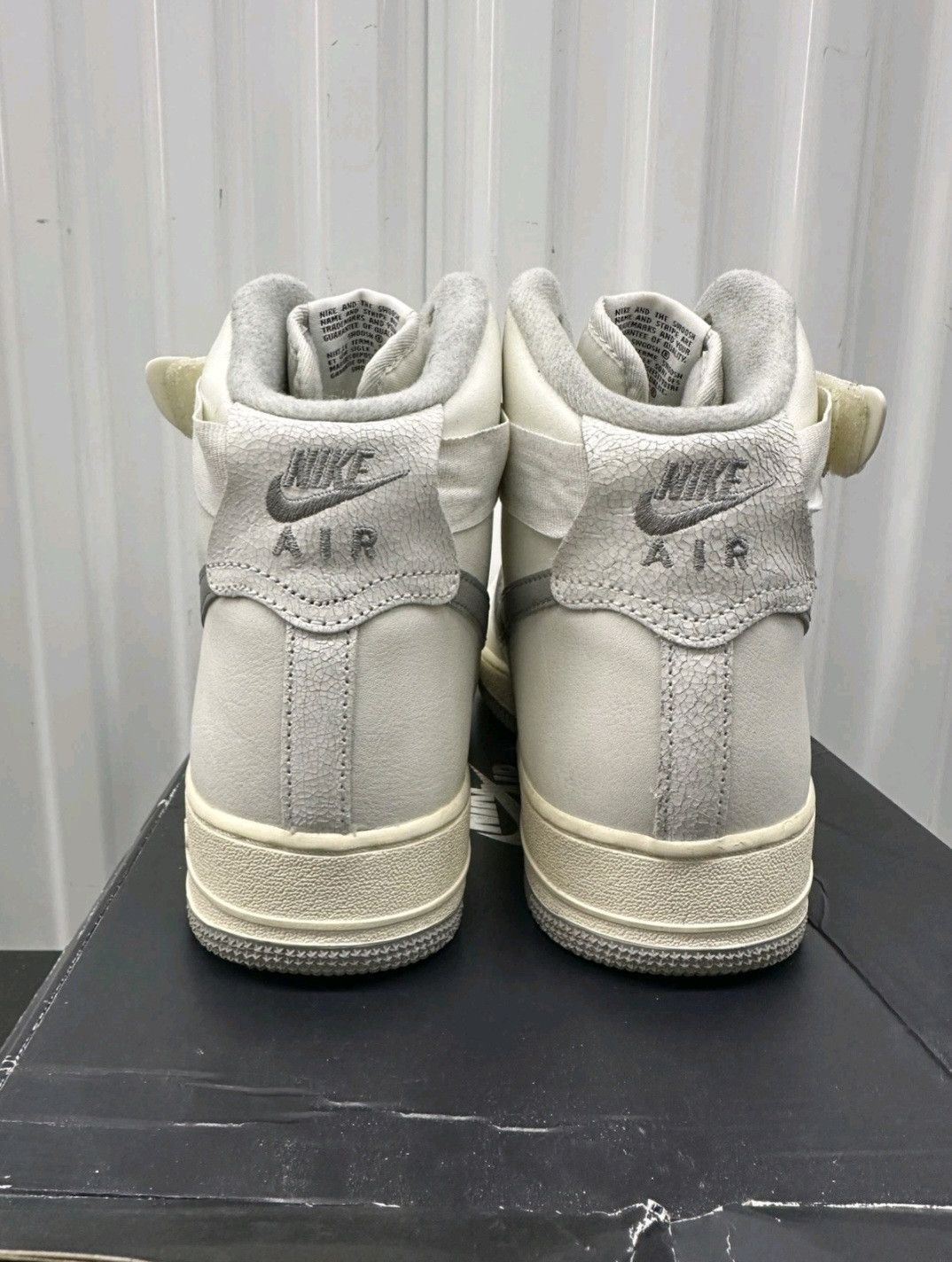 Nike Nike Air Force 1 High 07 LV8 Sail Medium Grey Size 11 Men Size US 11 / EU 44 - 5 Thumbnail