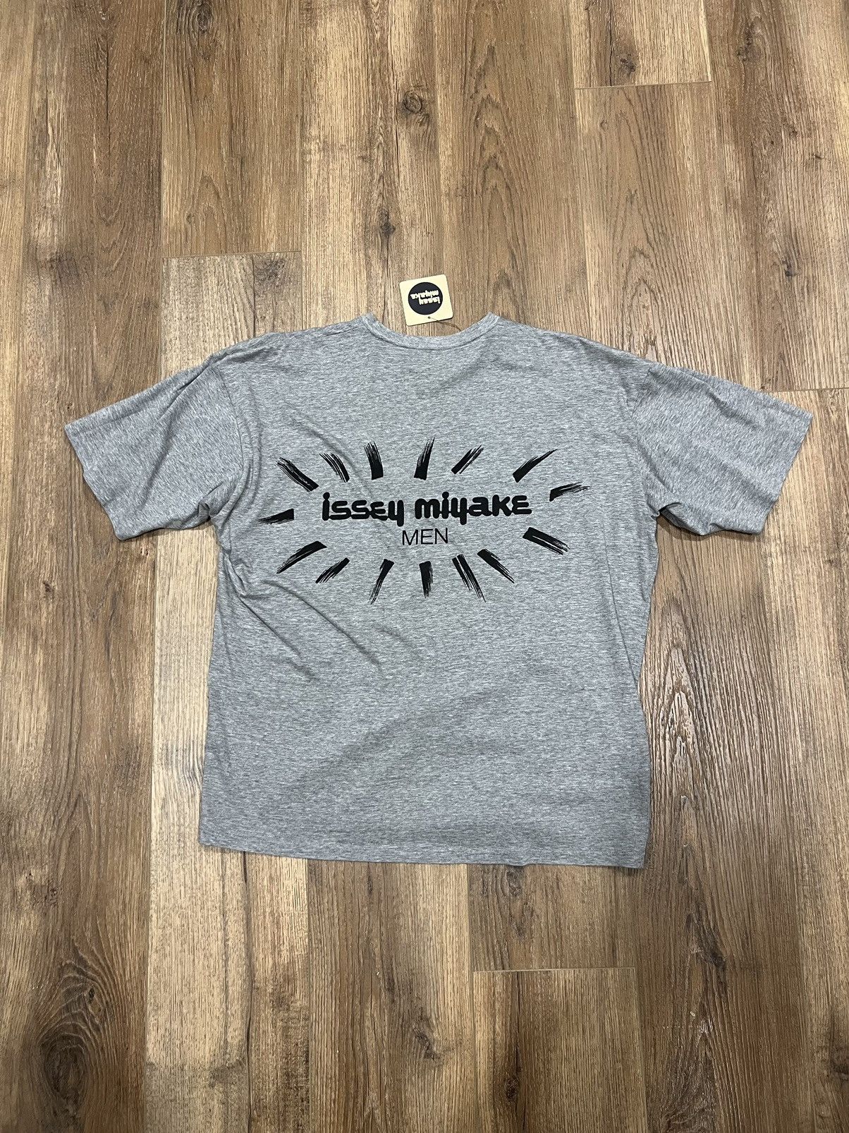 Issey Miyake Vintage Graphic Logo Tee Size US L / EU 52-54 / 3 - 4 Thumbnail