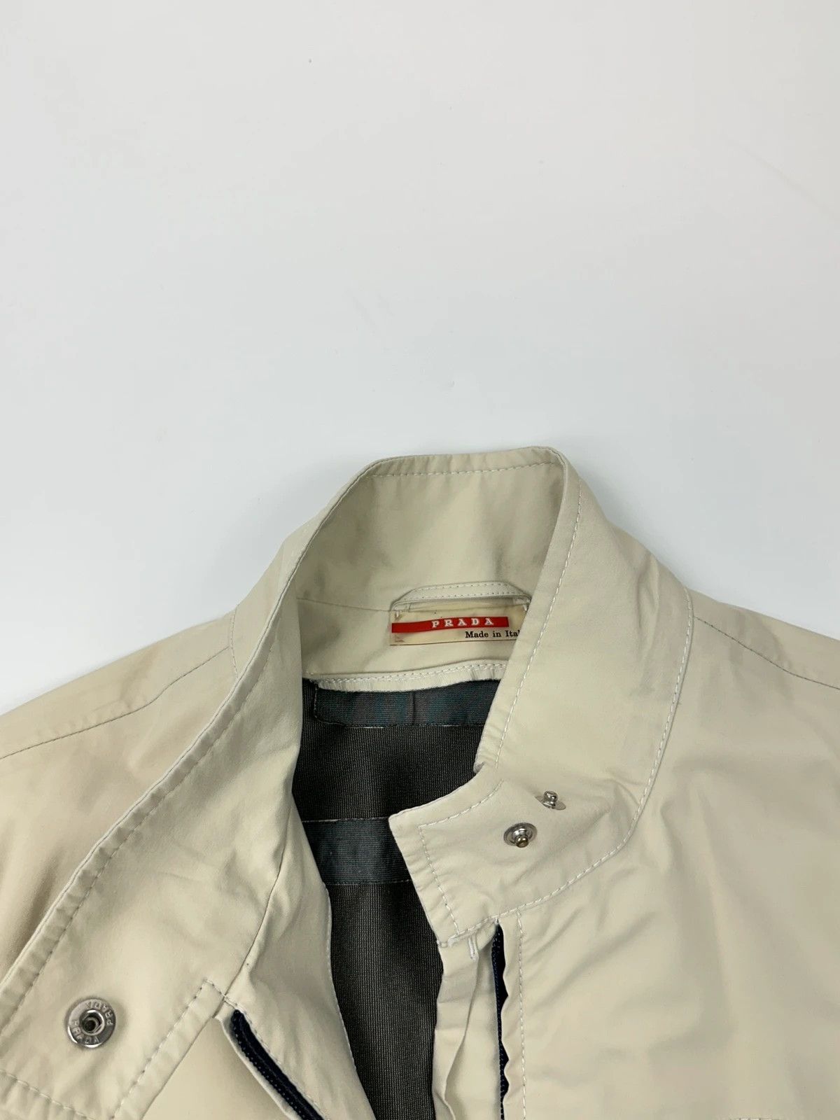 Prada Prada Sport SS2000 Nylon Beige Gore-Tex Rain Jacket Size L / US 10 / IT 46 - 12 Thumbnail
