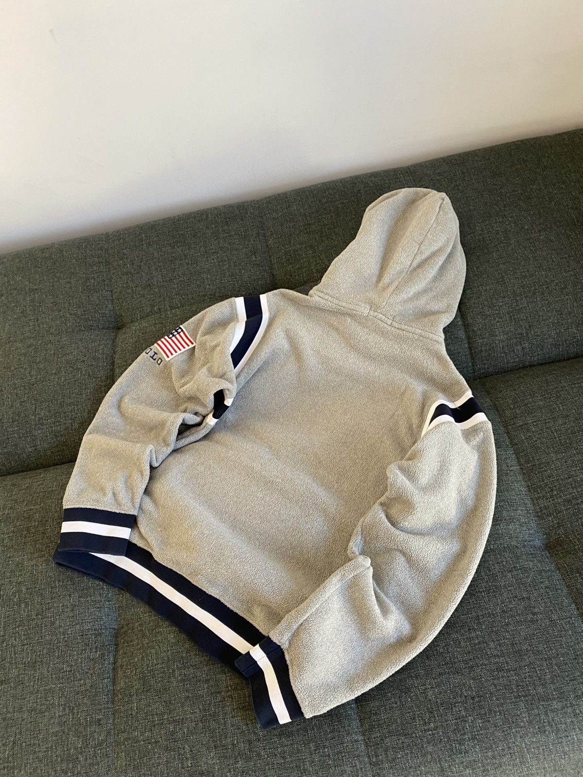Polo Ralph Lauren Polo Ralph Lauren Vintage Fleece Hoodie USA Big logo Japanes Size US M / EU 48-50 / 2 - 8 Thumbnail