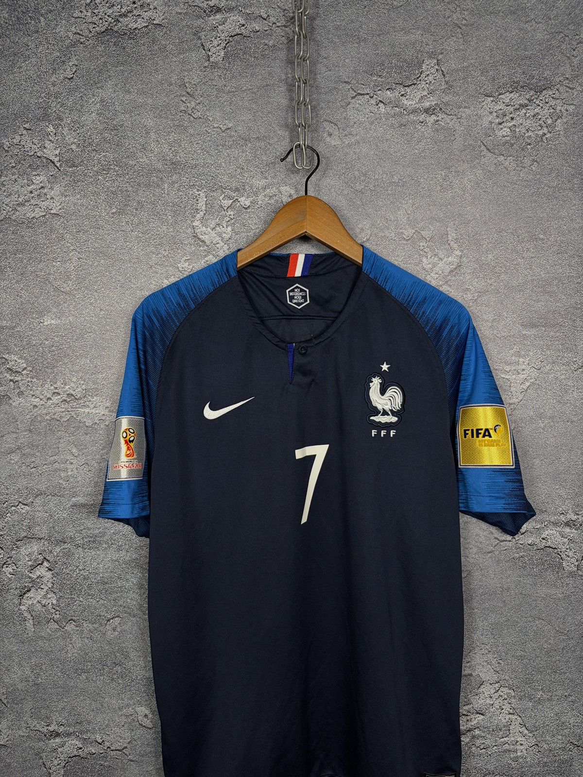 Nike Nike France 2018 World Cup # Griezman Jersey T-shirt Size US L / EU 52-54 / 3 - 3 Thumbnail