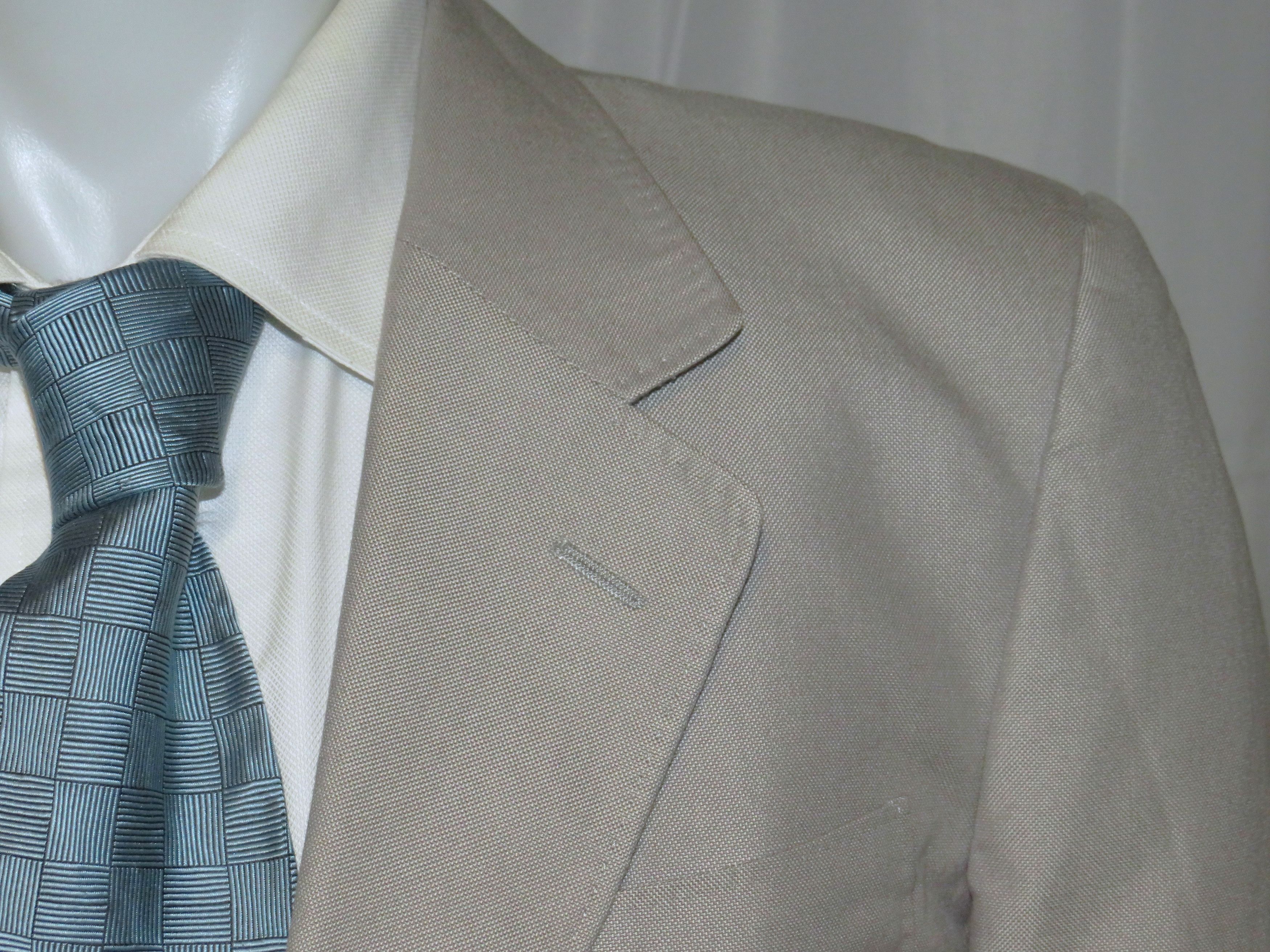 Yves Saint Laurent Beige Cotton Gold Button Two Button Suit 38R Size 38R - 7 Thumbnail