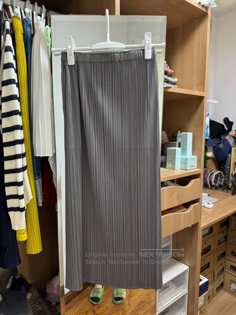Issey Miyake Issey Miyake size:1 Midi Skirt Size 31" - 1 Thumbnail