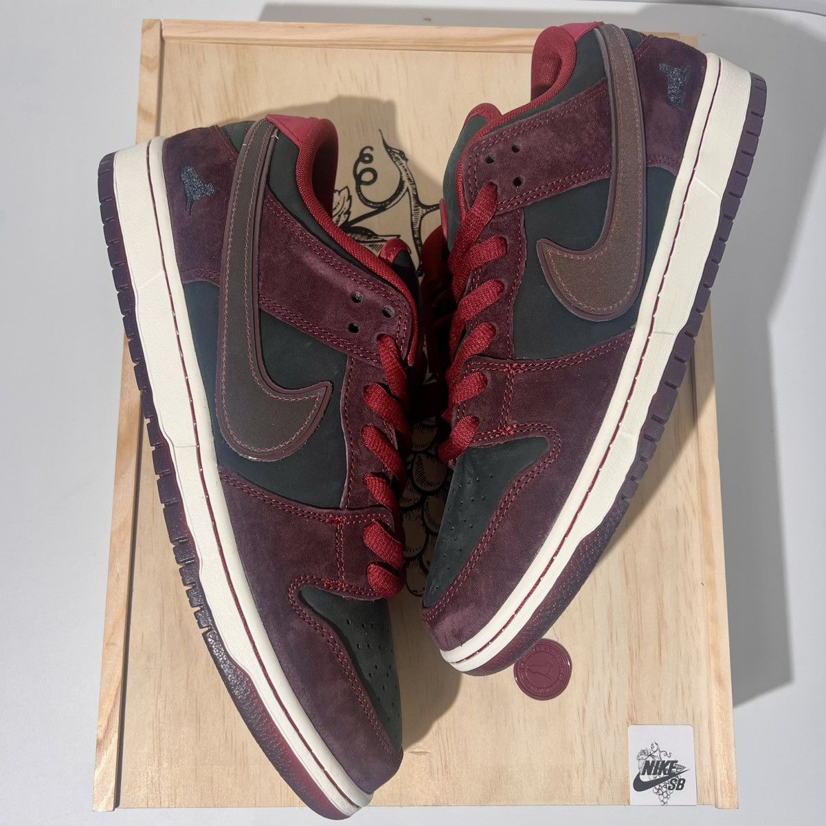 Nike NIKE SB dunk low pro riot skatestore special box F&F Size US 11.5 / EU 44-45 - 1 Thumbnail