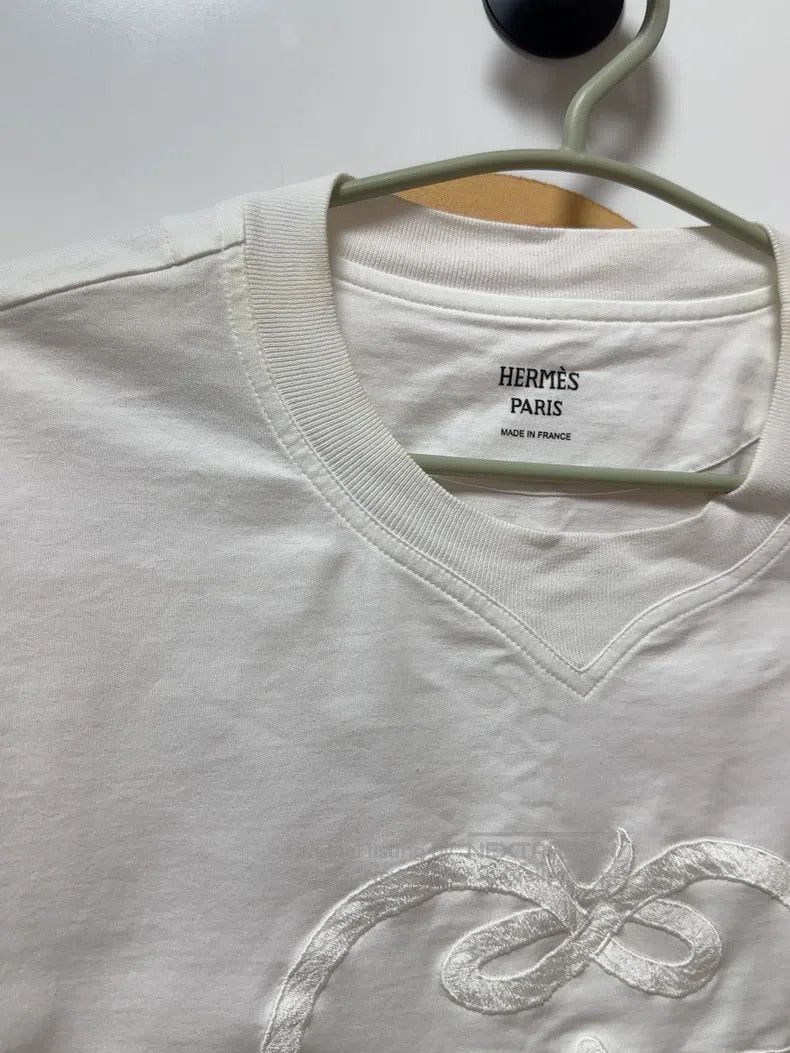 Hermes Hermes White V-neck embroidered short sleeve T-shirt Size XXS / US 00 / IT 34 - 7 Thumbnail