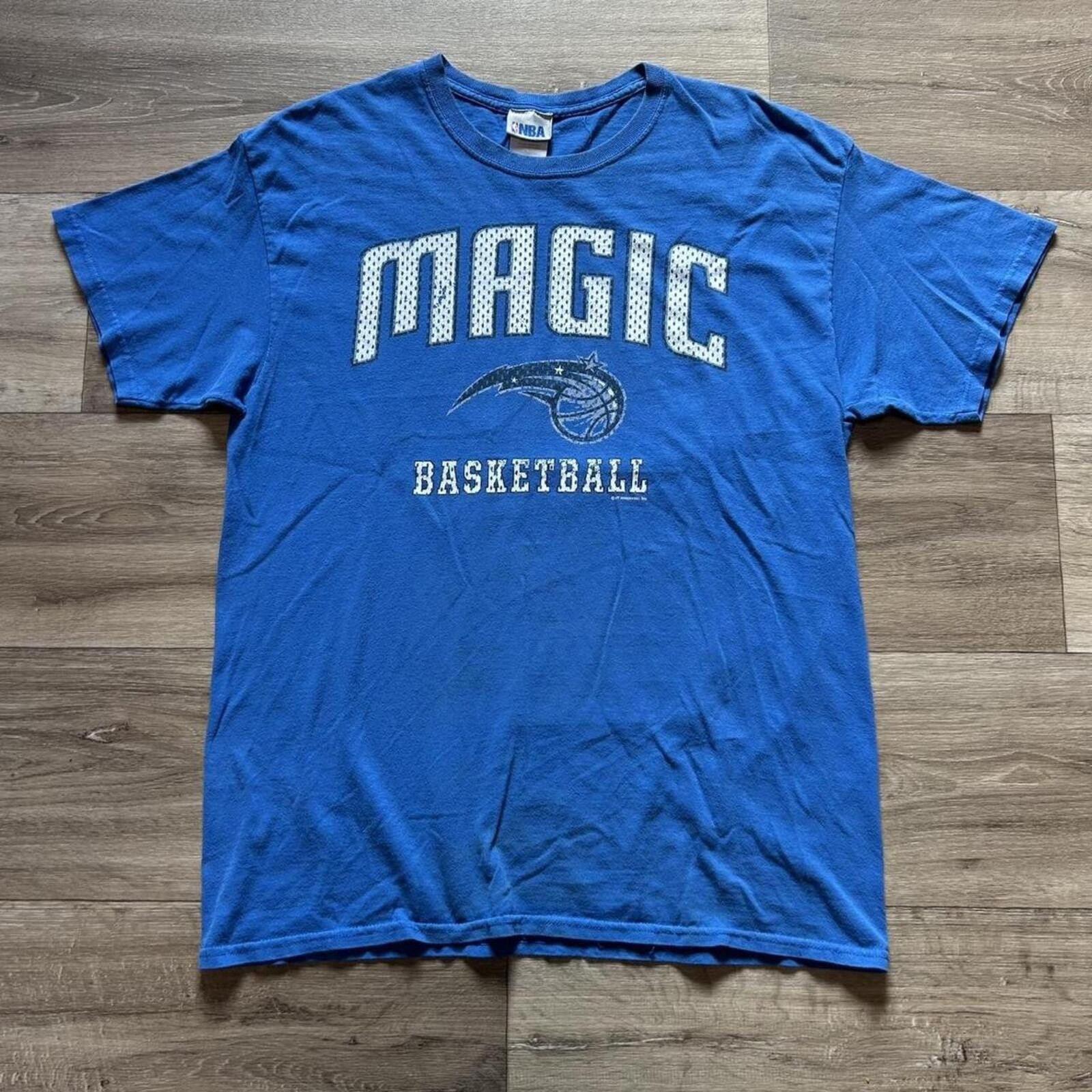NBA Vintage y2k Orlando Magic Basketball NBA t shirt size L Size US L / EU 52-54 / 3 - 1 Thumbnail