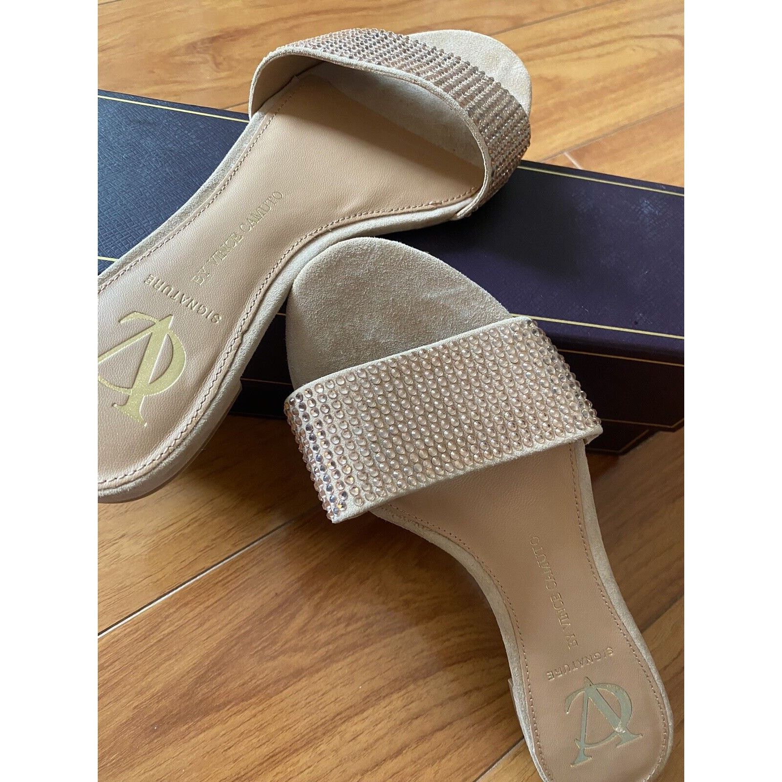 Vince Camuto vince camuto-Sabley, Buff Sz5.5 NIB Size US 5.5 / IT 35.5 - 1 Thumbnail