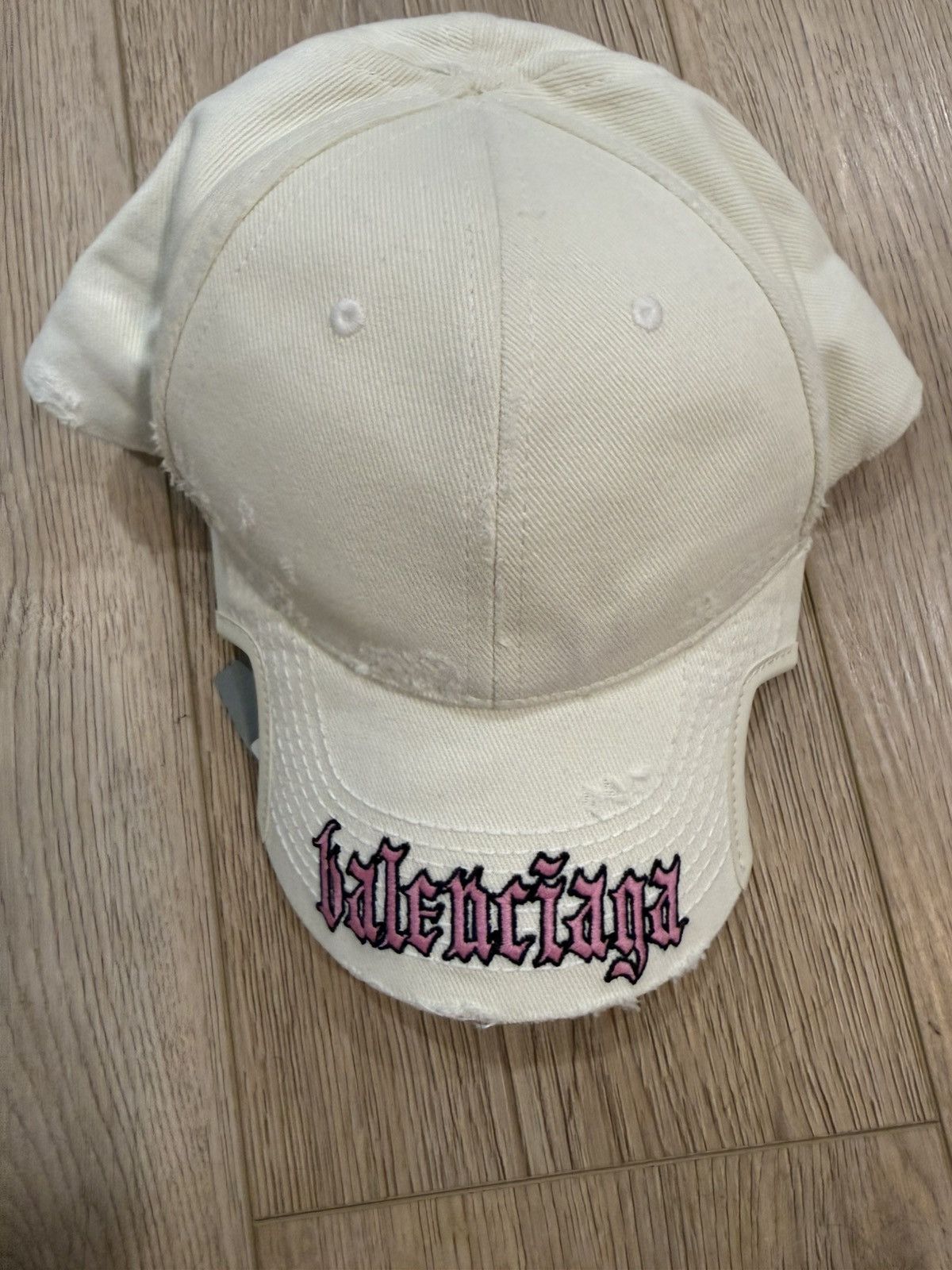 Balenciaga BALENCIAGA Blackletter Script Distressed Baseball Cap Size ONE SIZE - 2 Thumbnail