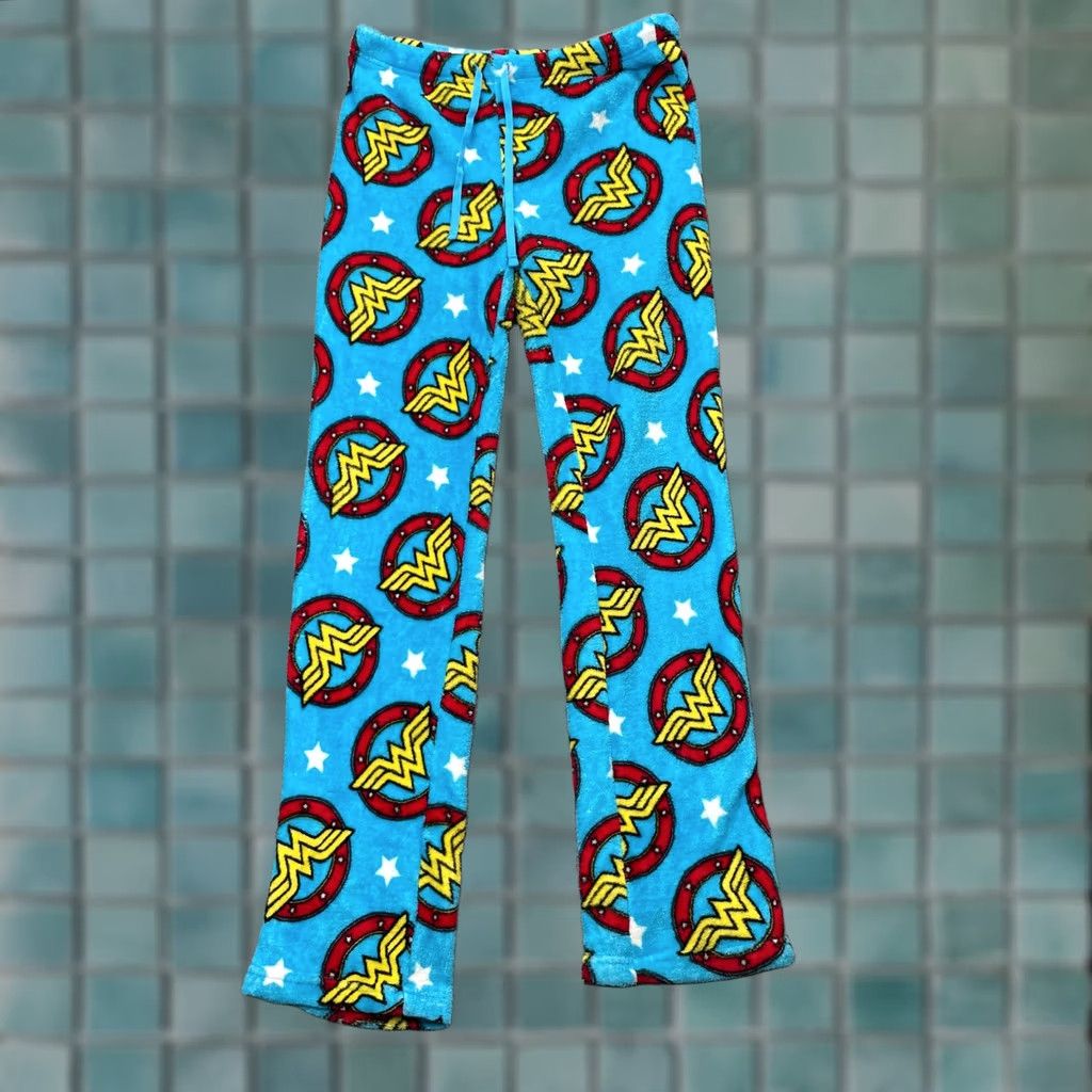 DC Comics DC Comics Pants Womens L Blue Wonder Woman Fleece Lounge Sleepwear AOP Size 36" / US 14 / IT 50 - 1 Thumbnail