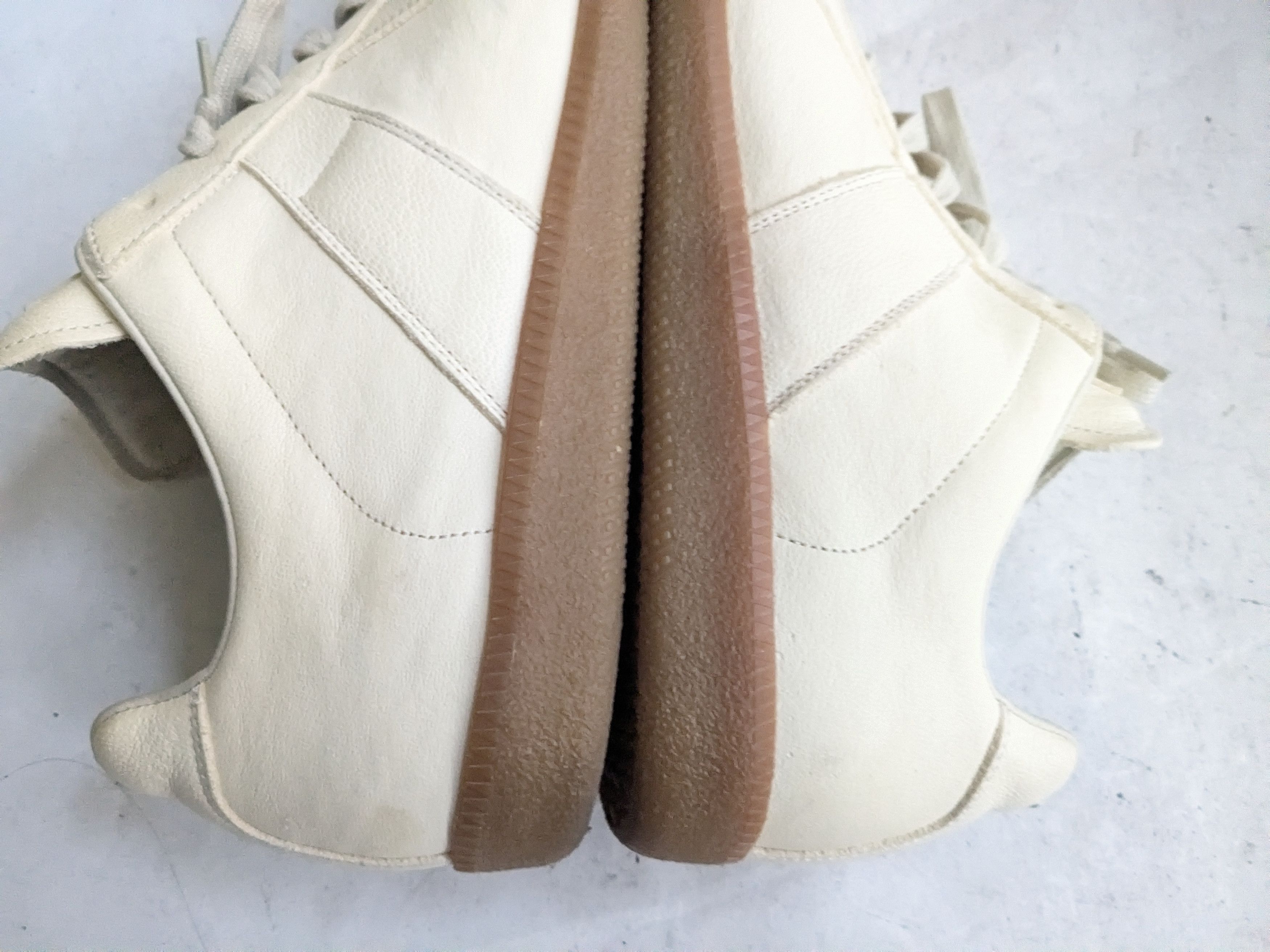 Maison Margiela Maison Margiela Replica GAT Beige Gum 10 43 Low Tops Size US 10 / EU 43 - 8 Thumbnail