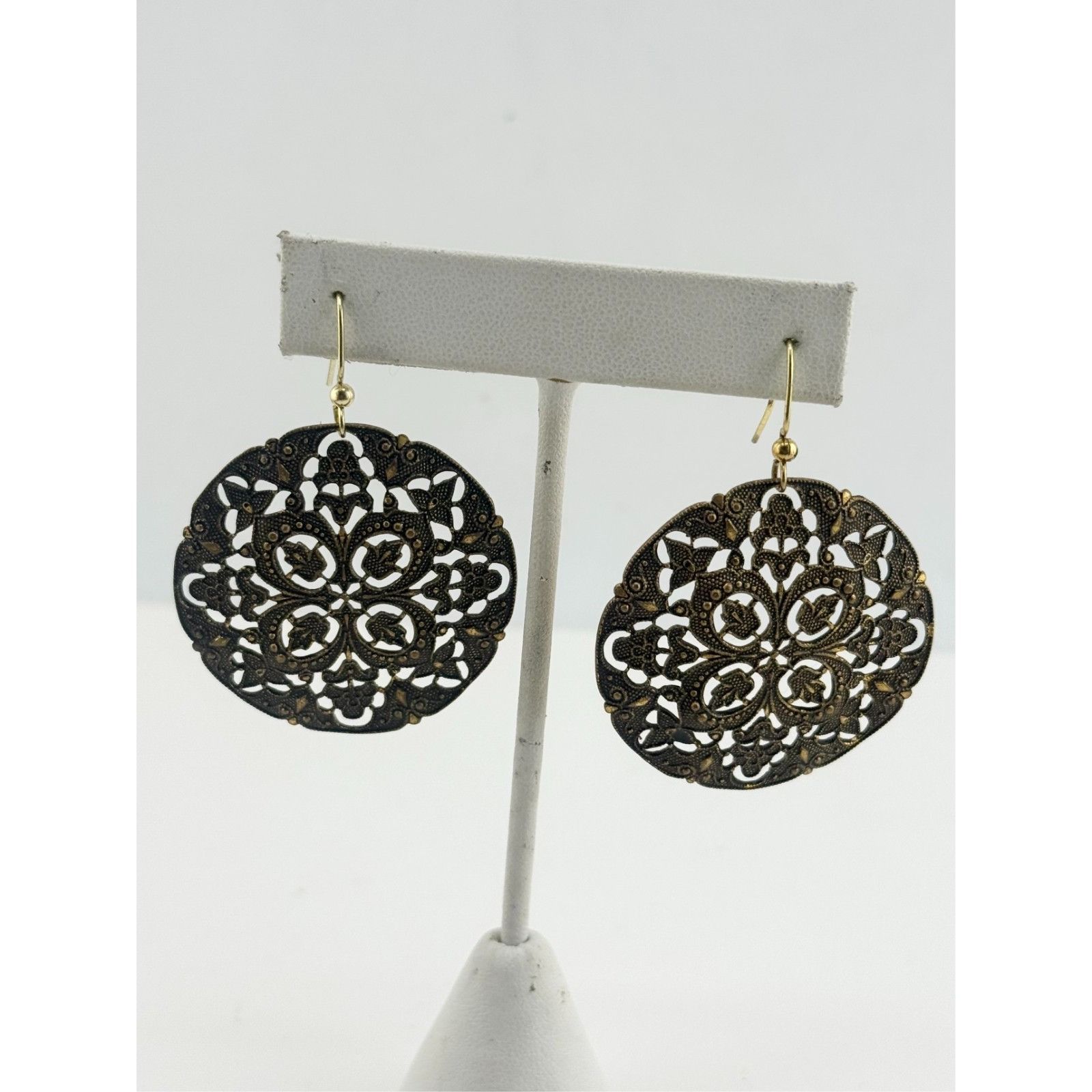 Vintage Vintage large filigree gold dangle earrings Size ONE SIZE - 2 Thumbnail