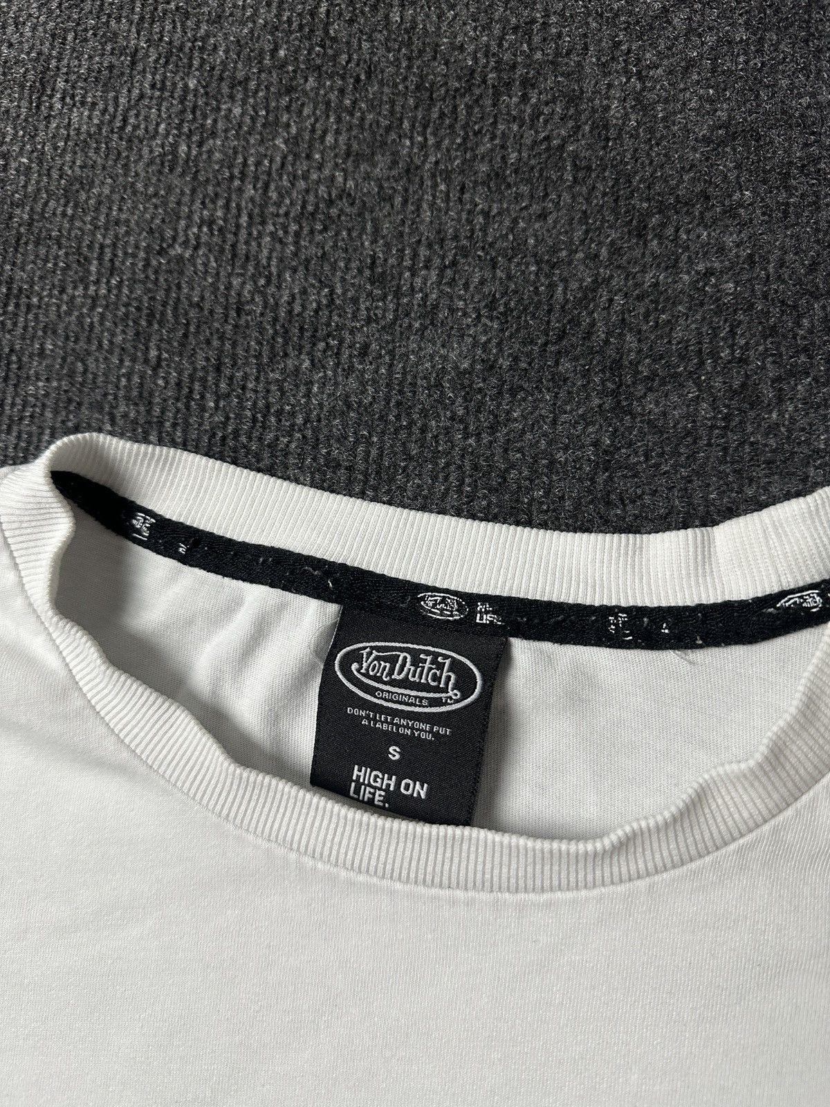Von Dutch 🚨Y2K VON DUTCH BIG LOGO SUNFADED Y2K distressed style tee Size US S / EU 44-46 / 1 - 4 Thumbnail