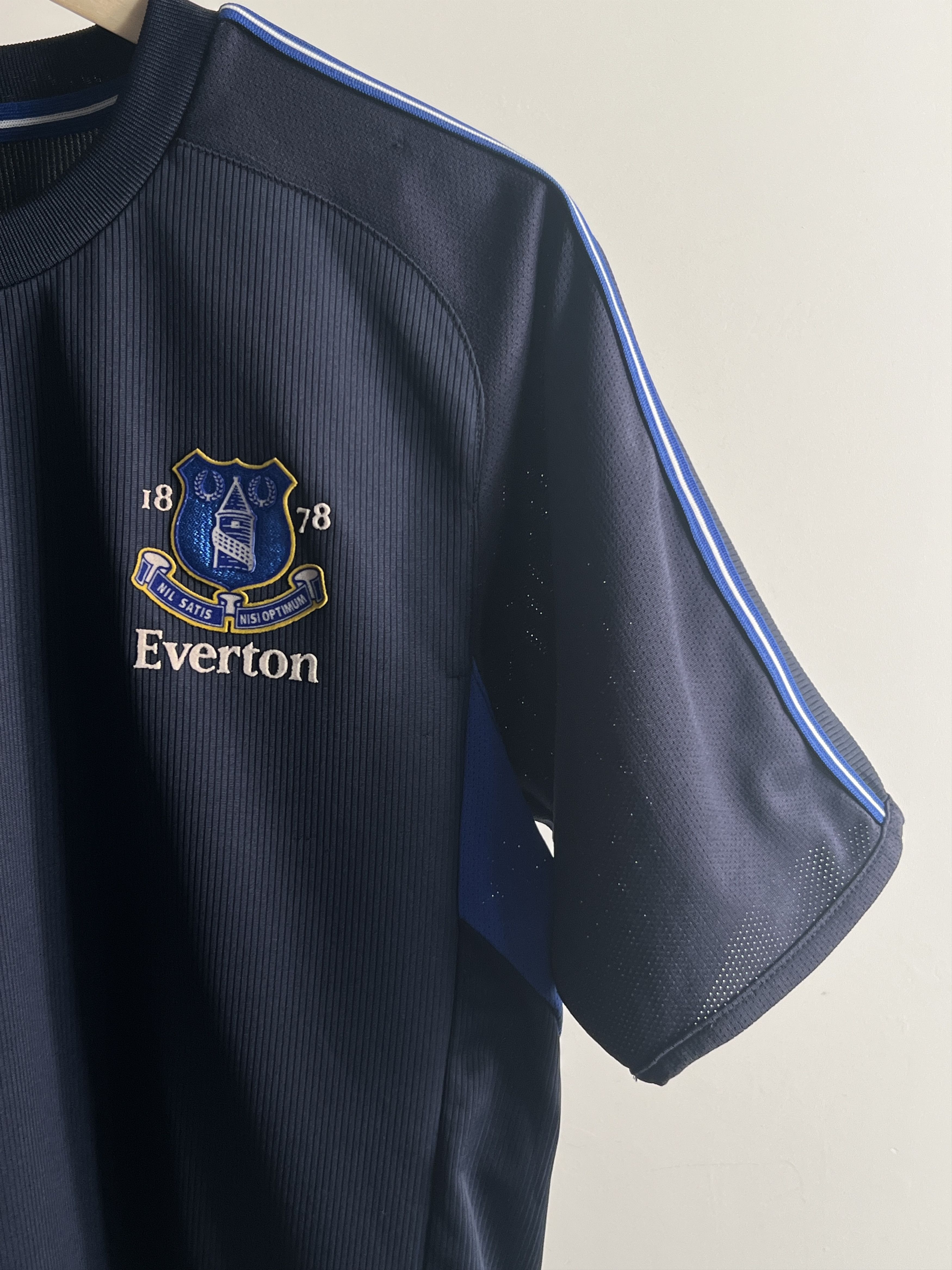 Umbro × Vintage Soccer Jersey Umbro Everton 00s Vintage Training Size US S / EU 44-46 / 1 - 2 Thumbnail