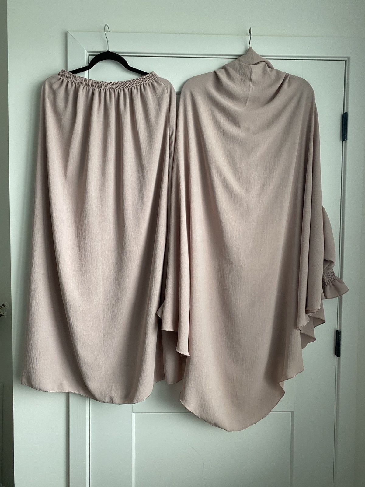 Other Women 2pc Prayer Dress Hijab/Niqab Khimar Skirt Pink New Size L / US 10 / IT 46 - 7 Thumbnail