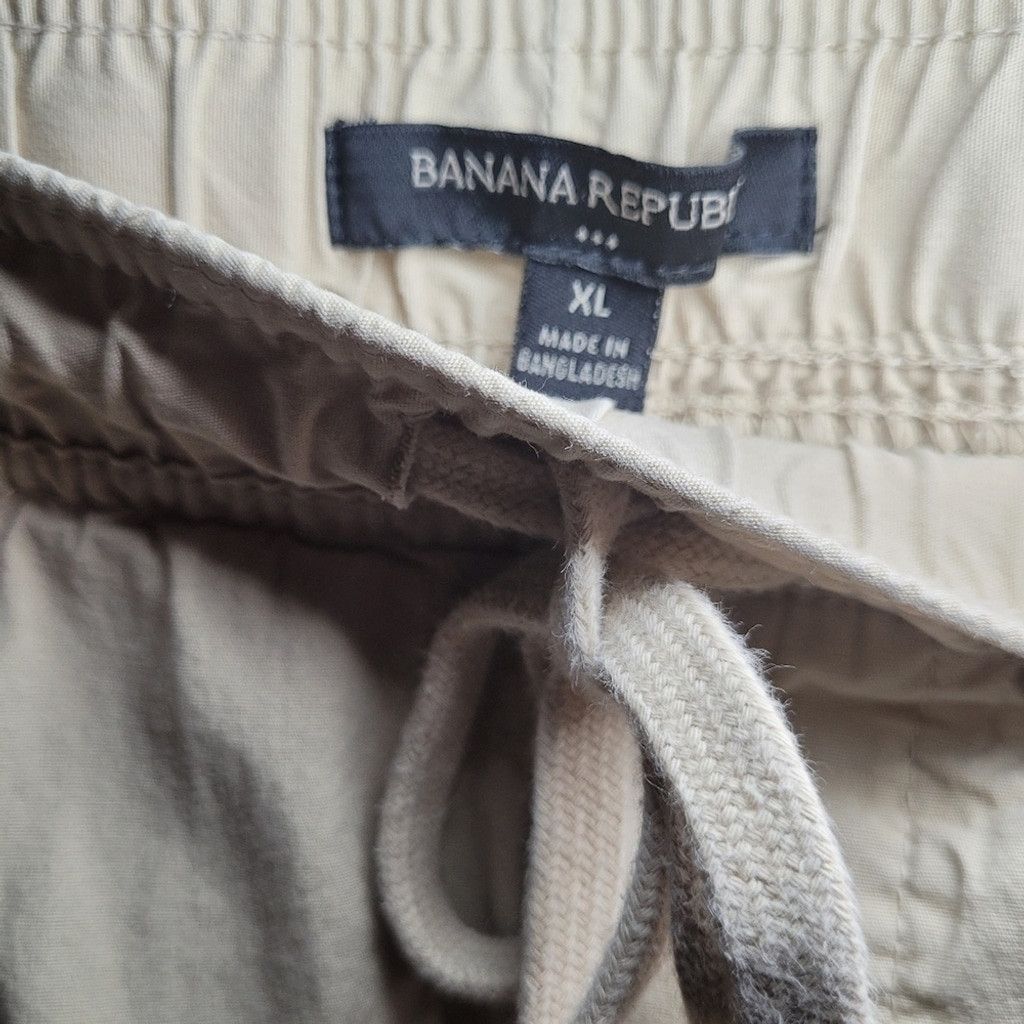 Banana Republic Banana Republic womens XL khaki shorts, NWOT Size 38" / US 16 / IT 52 - 3 Thumbnail