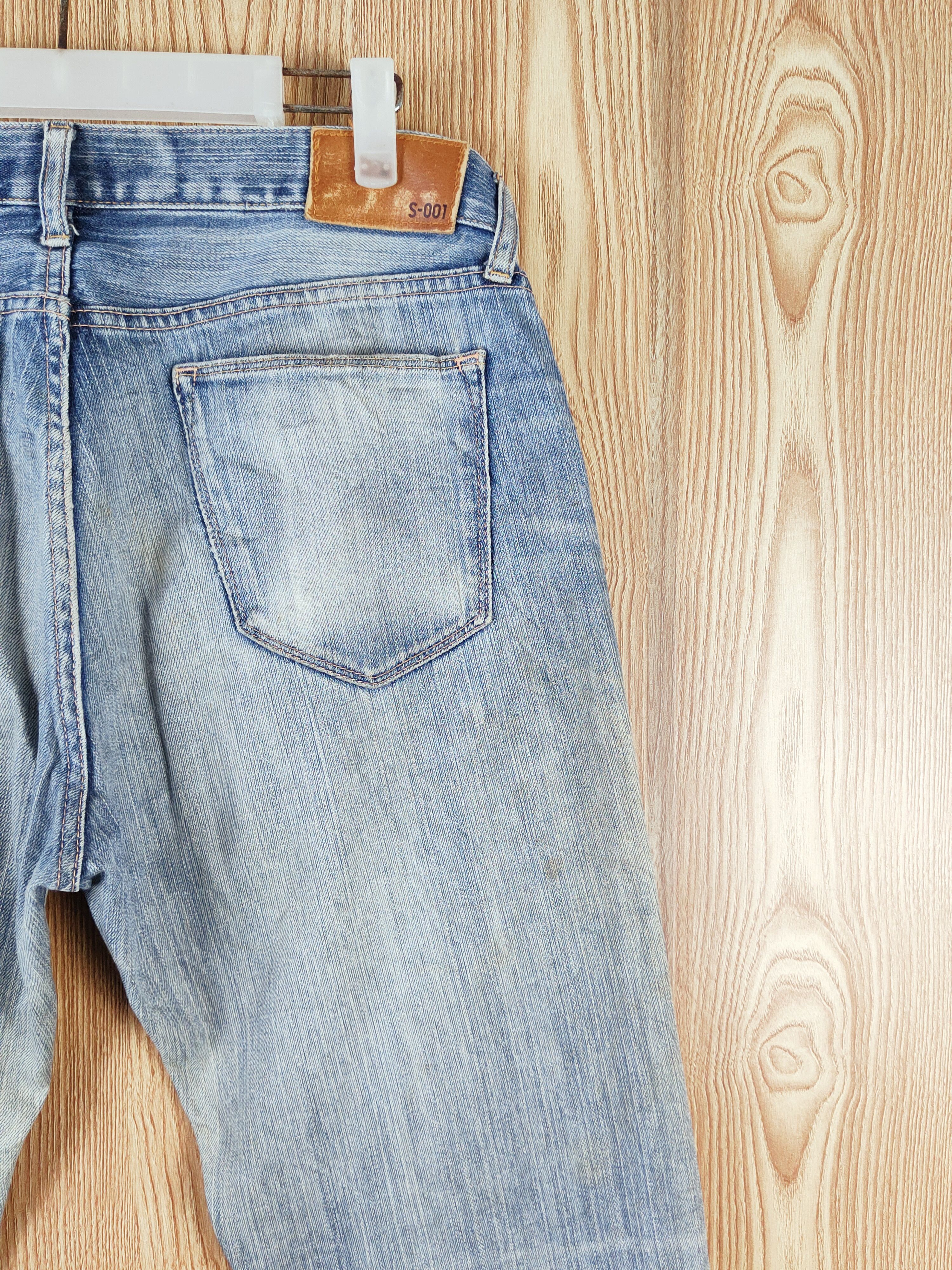Uniqlo × Vintage Uniqlo Blue Faded Distressed Ripped Jeans Size US 36 / EU 52 - 11 Thumbnail