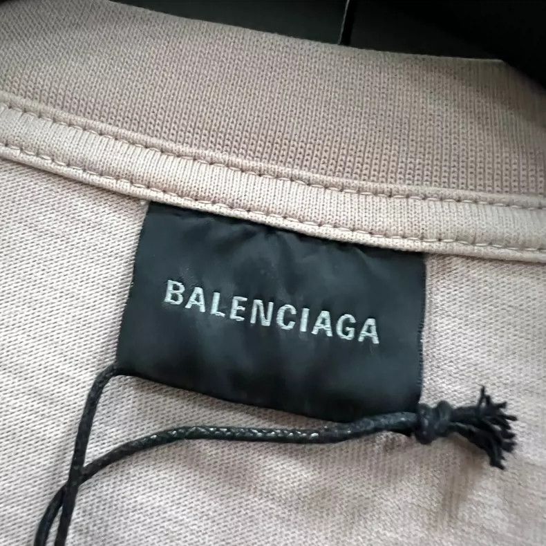 Balenciaga Balenciaga Pink Embroidered Logo Short Sleeve Size US S / EU 44-46 / 1 - 3 Thumbnail
