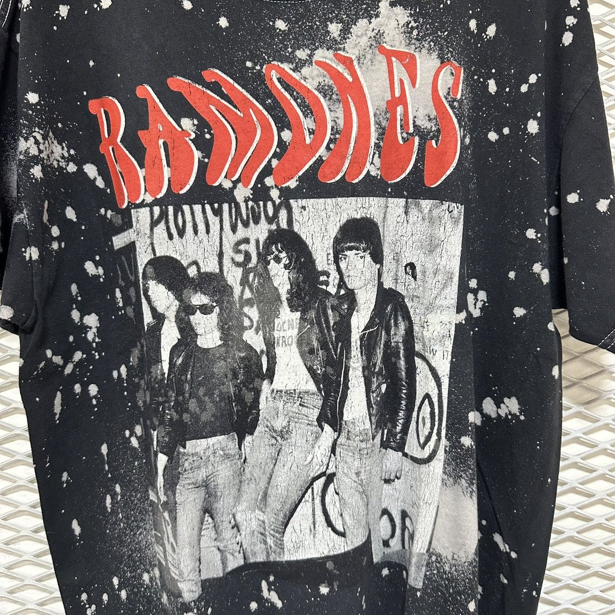 Band Tees Ramones Official Mosquitohead T-Shirt Size US L / EU 52-54 / 3 - 2 Thumbnail