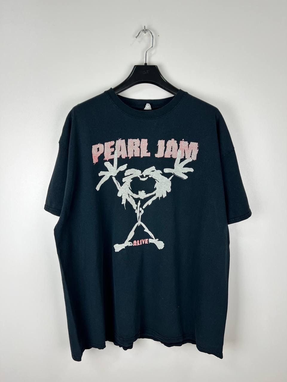 Vintage Pearl Jam Alive band t-shirts size XXL Size US XXL / EU 58 / 5 - 1 Thumbnail
