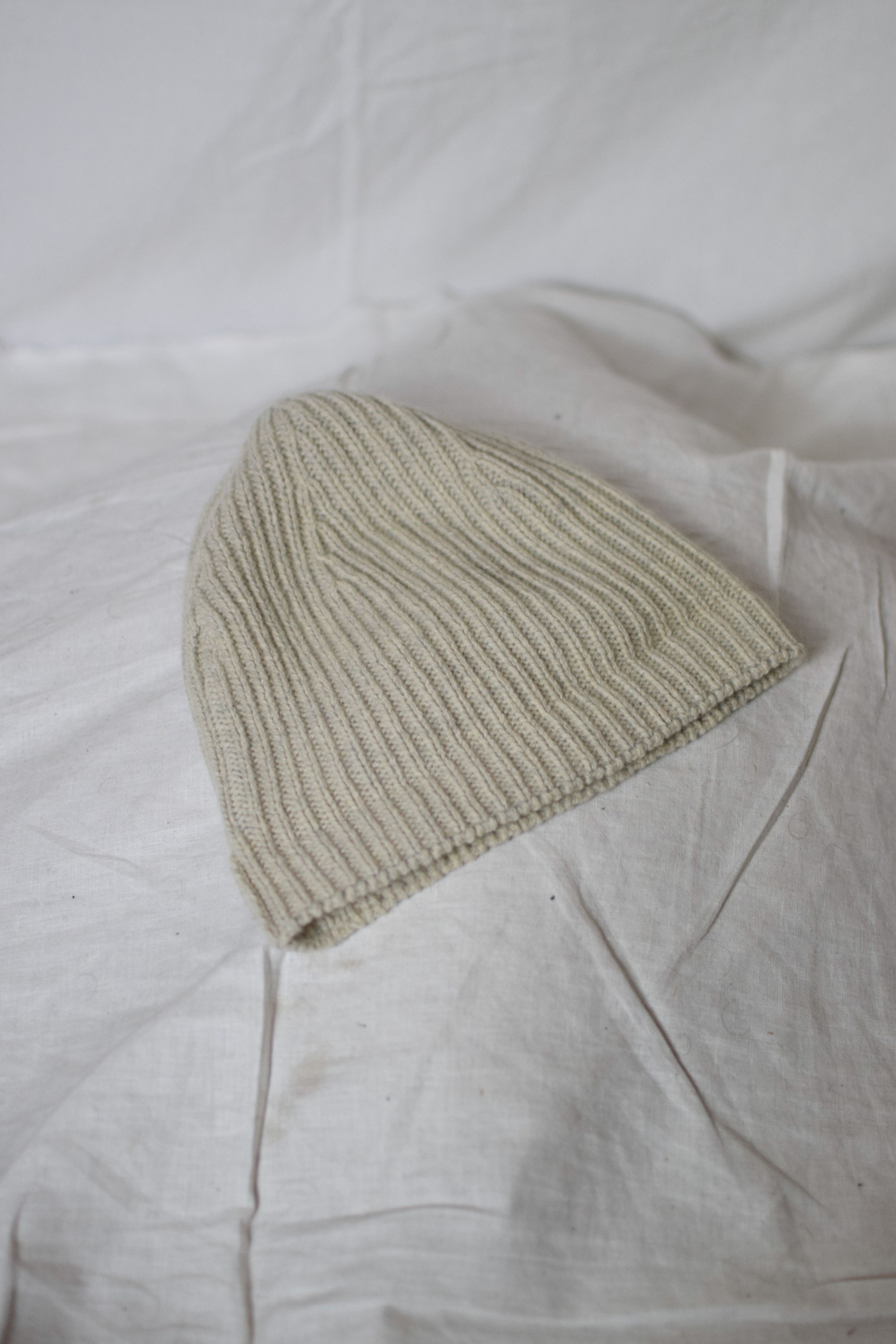 Rick Owens FINAL DROP - Rick Owens AW22 Oyster Beanie - RR02A5495-WSBR Size ONE SIZE - 2 Thumbnail